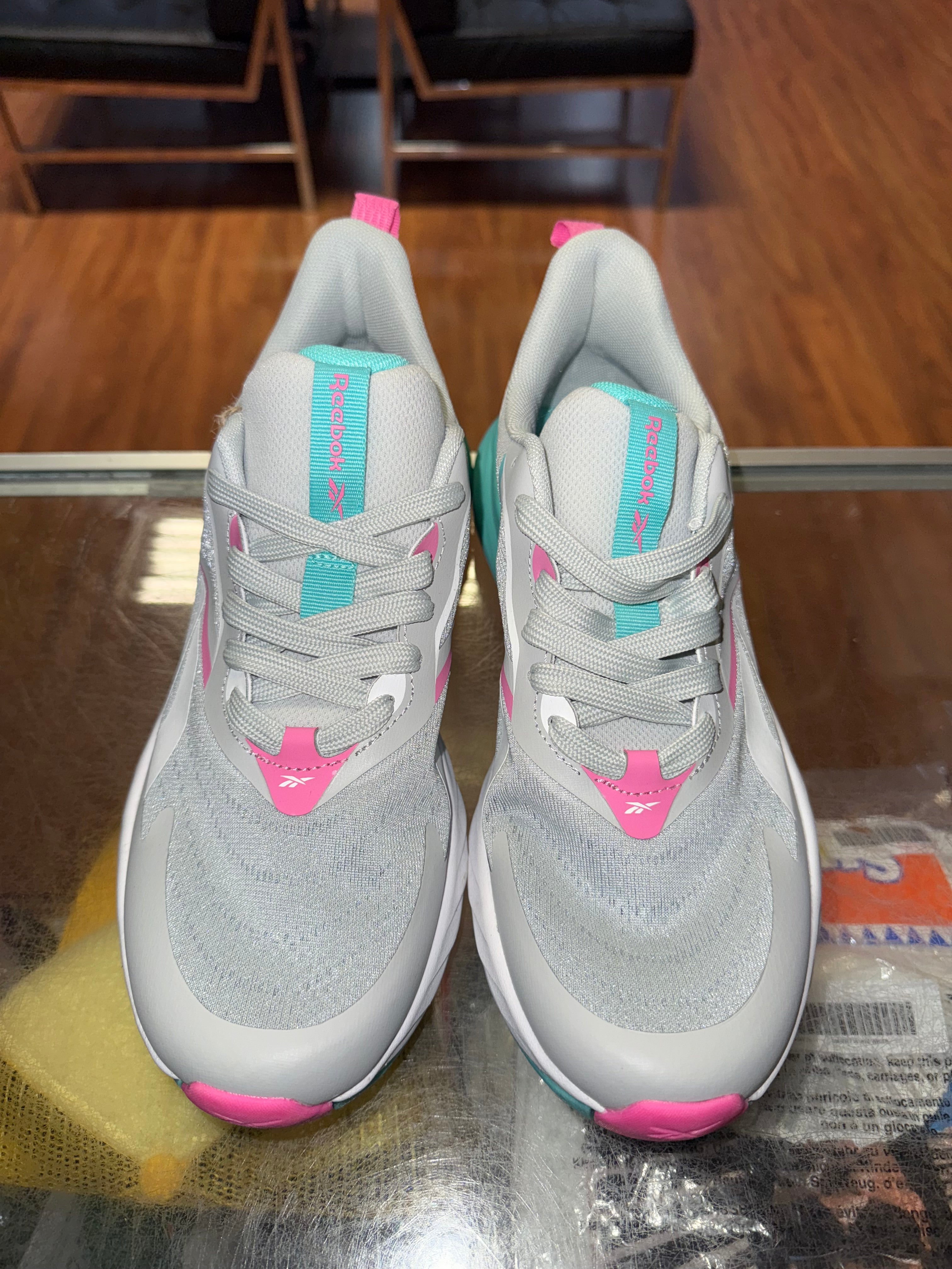 Size 8.5 (10W) Reebok Comfort "Aqua Pink" Brand New