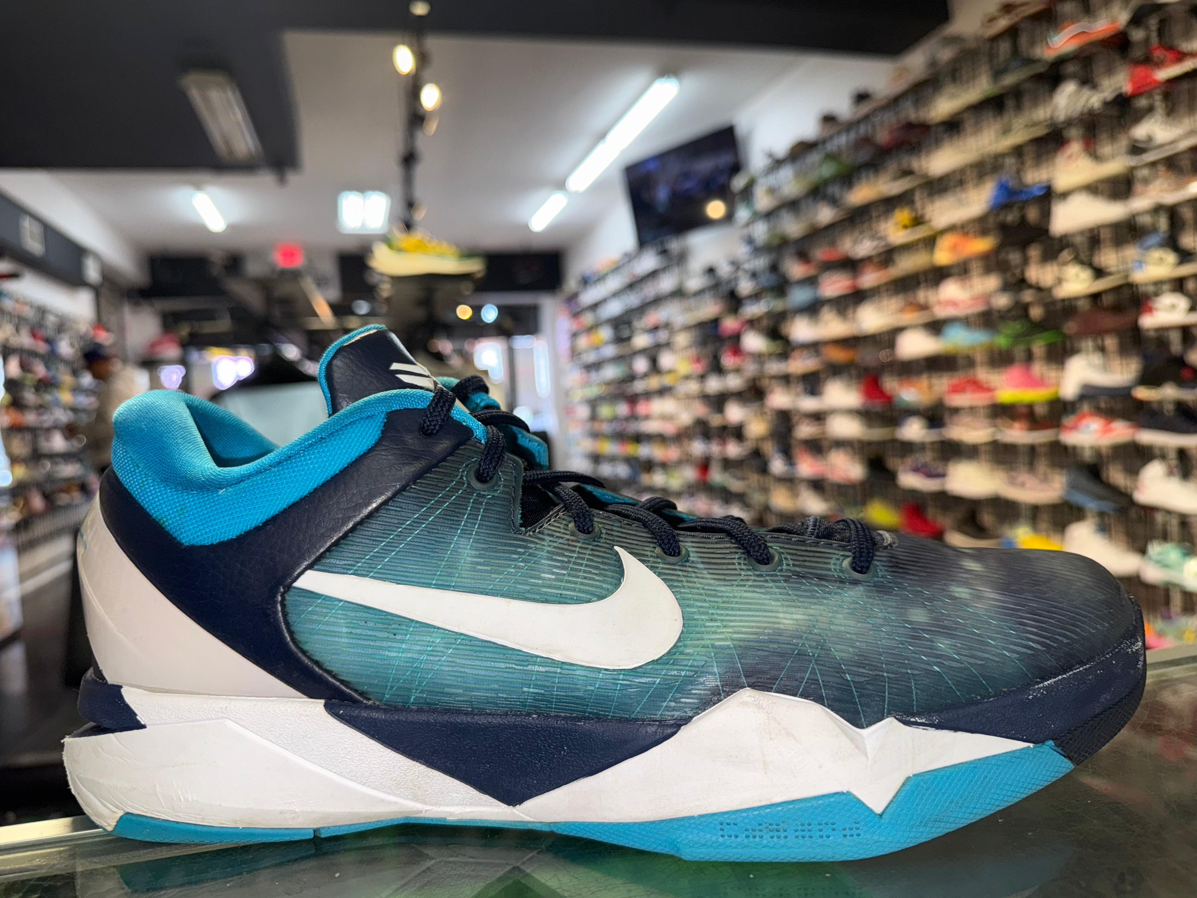 Size 12 Zoom Kobe 7 “Shark”
