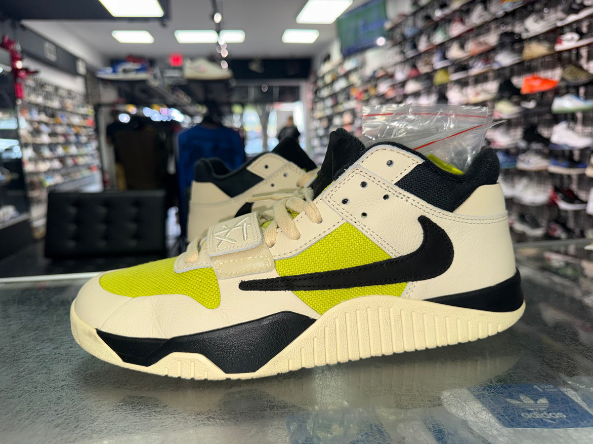 Size 10.5 Jordan Jumpman Jack Travis Scott "Bright Cactus"