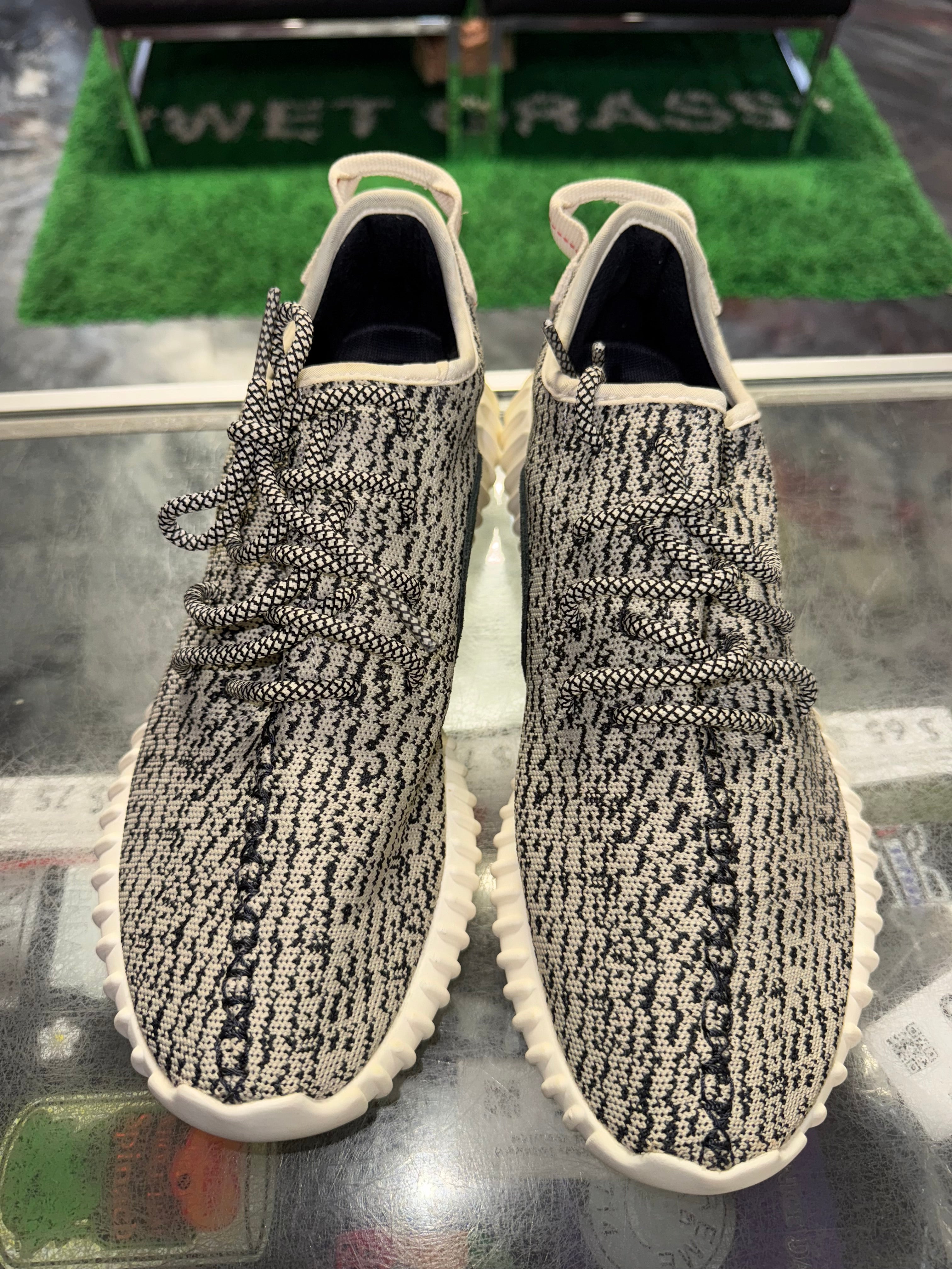 Size 9.5 Yeezy Boost 350 "Turtledove" Brand New