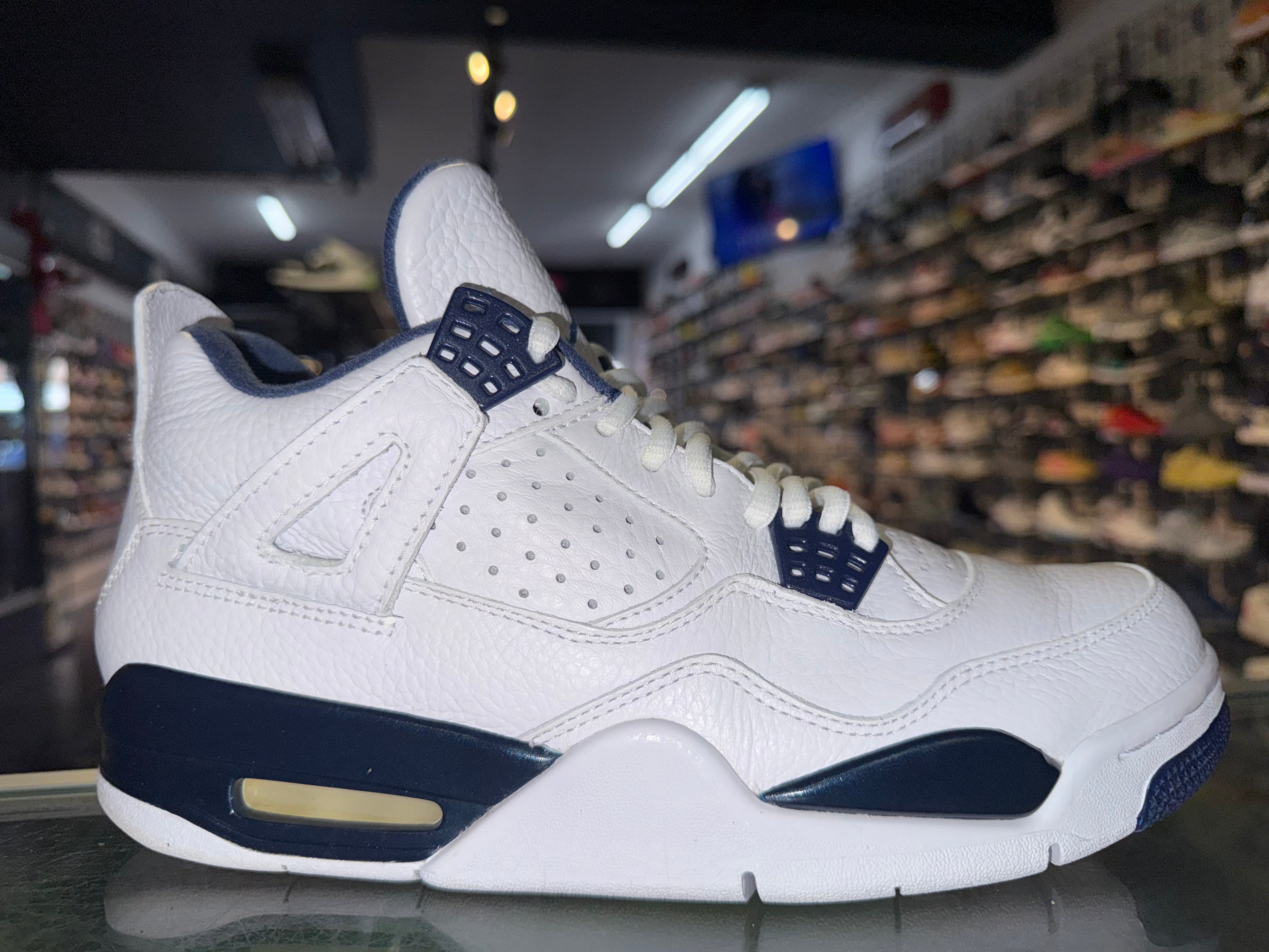 Size 8 Air Jordan 4 "Columbia"