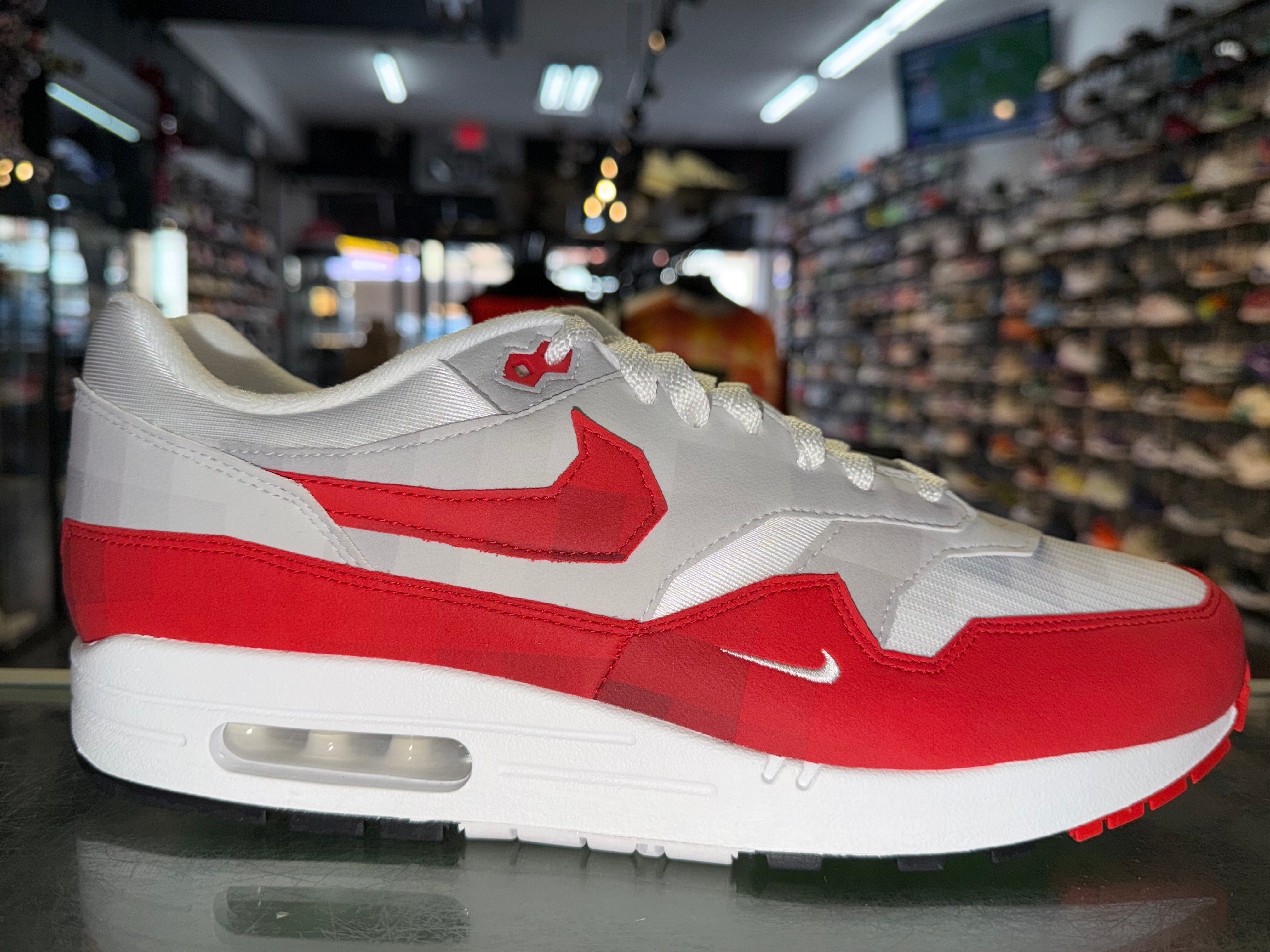 Size 11 Air Max 1 .SWOOSH Low "Poly" Brand New