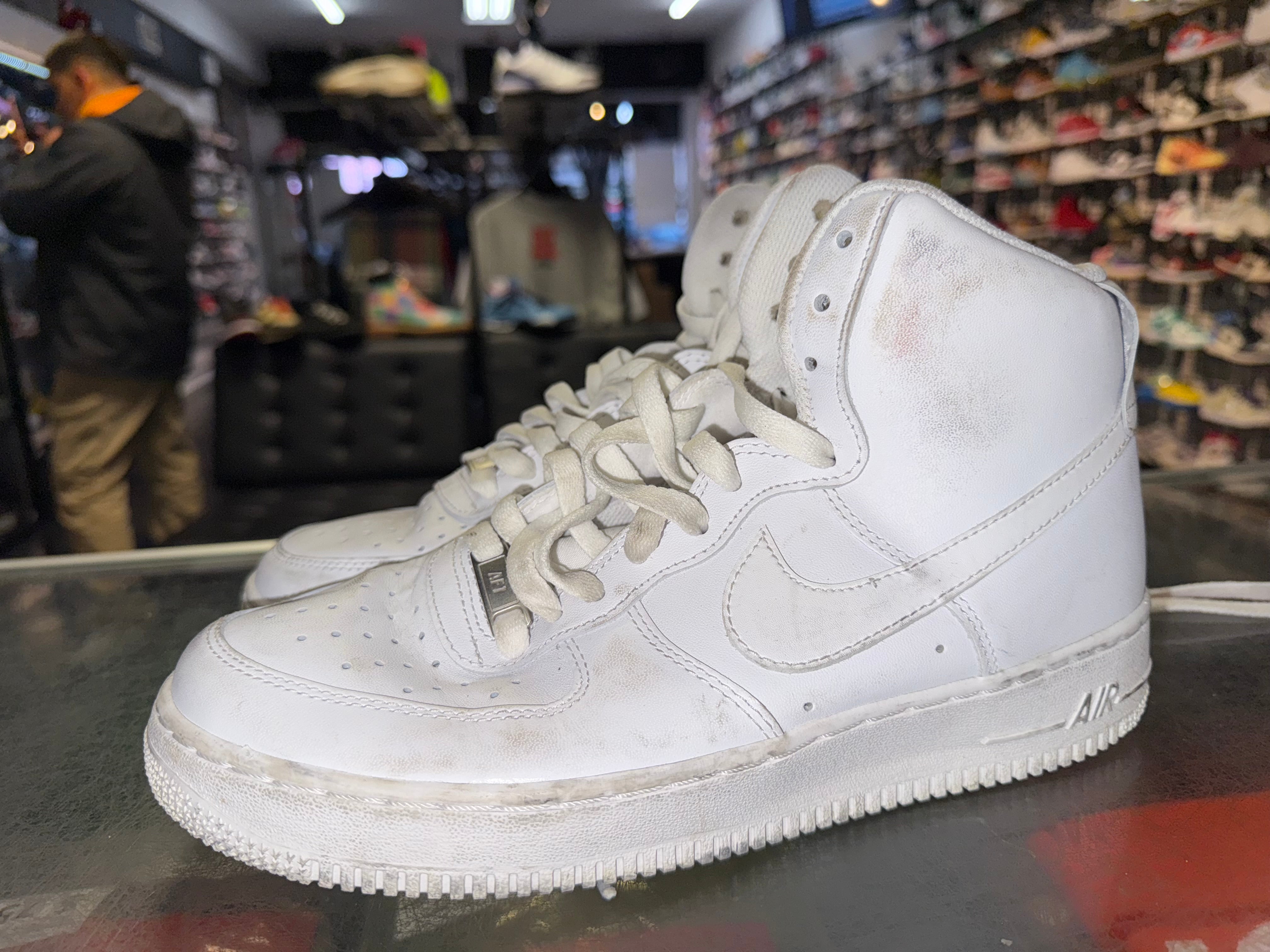 Size 8.5 Air Force 1 High "White"