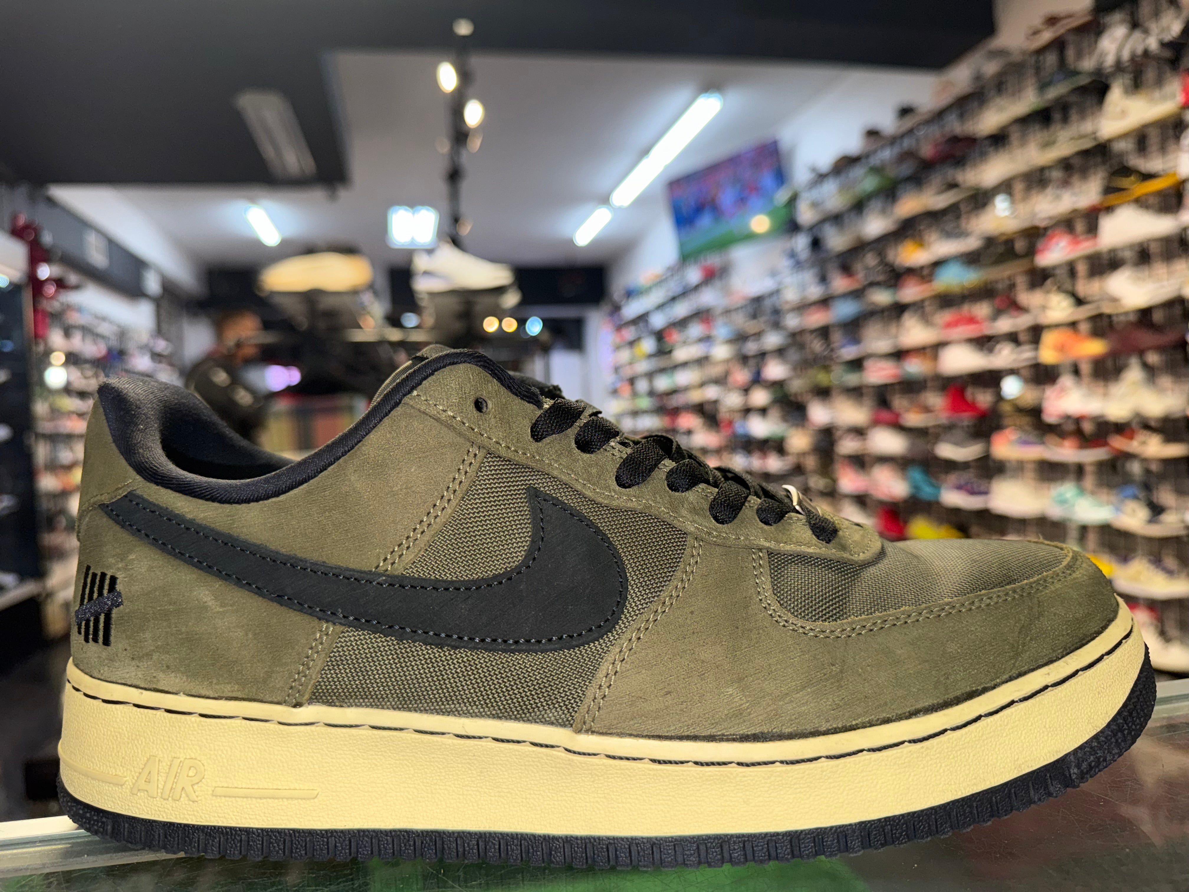 Size 11.5 Air Force 1 Undefeated "Dunk vs AF1"