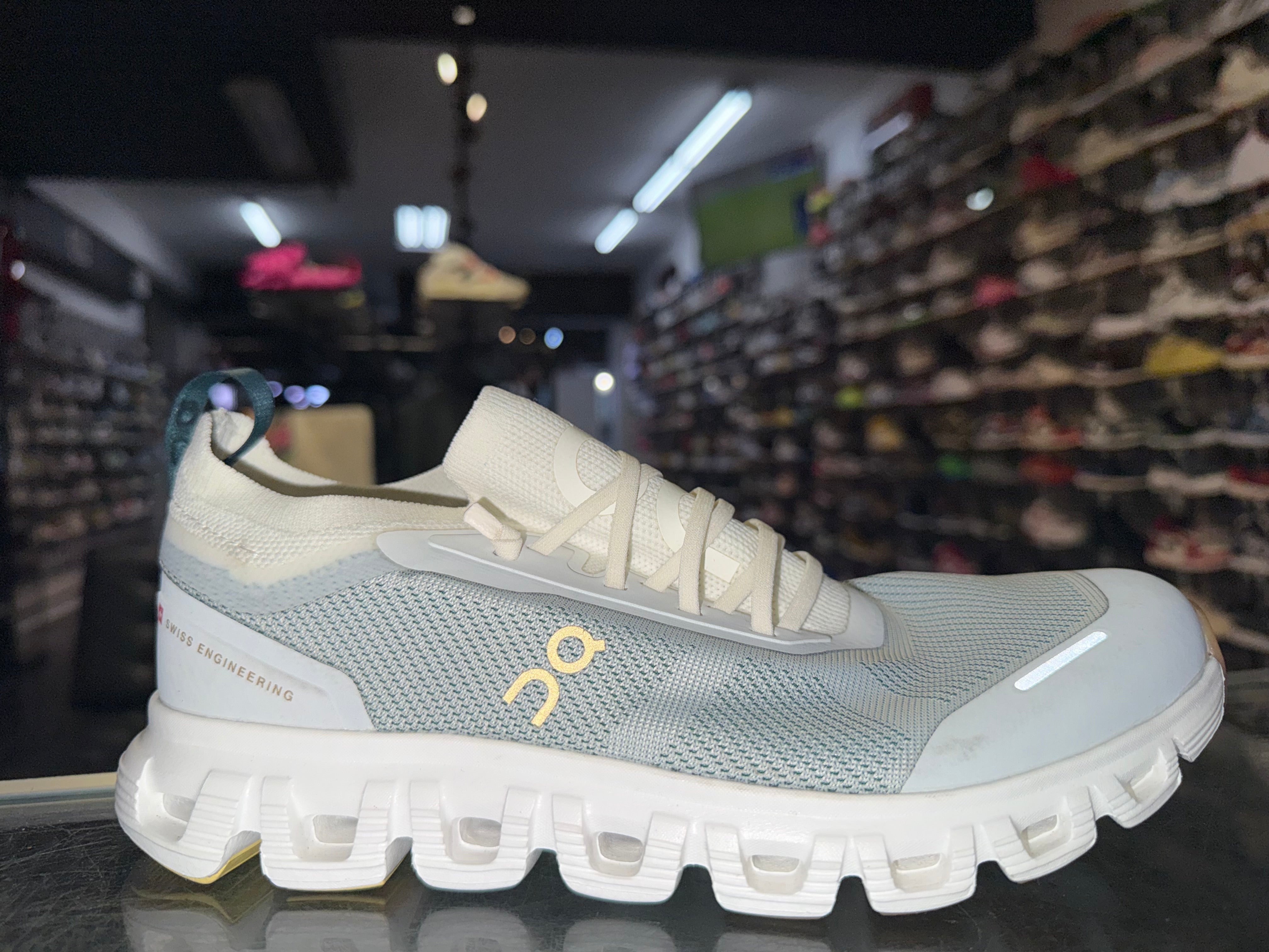 Size 5.5 (7W) On Cloud 6 Versa "Grey"