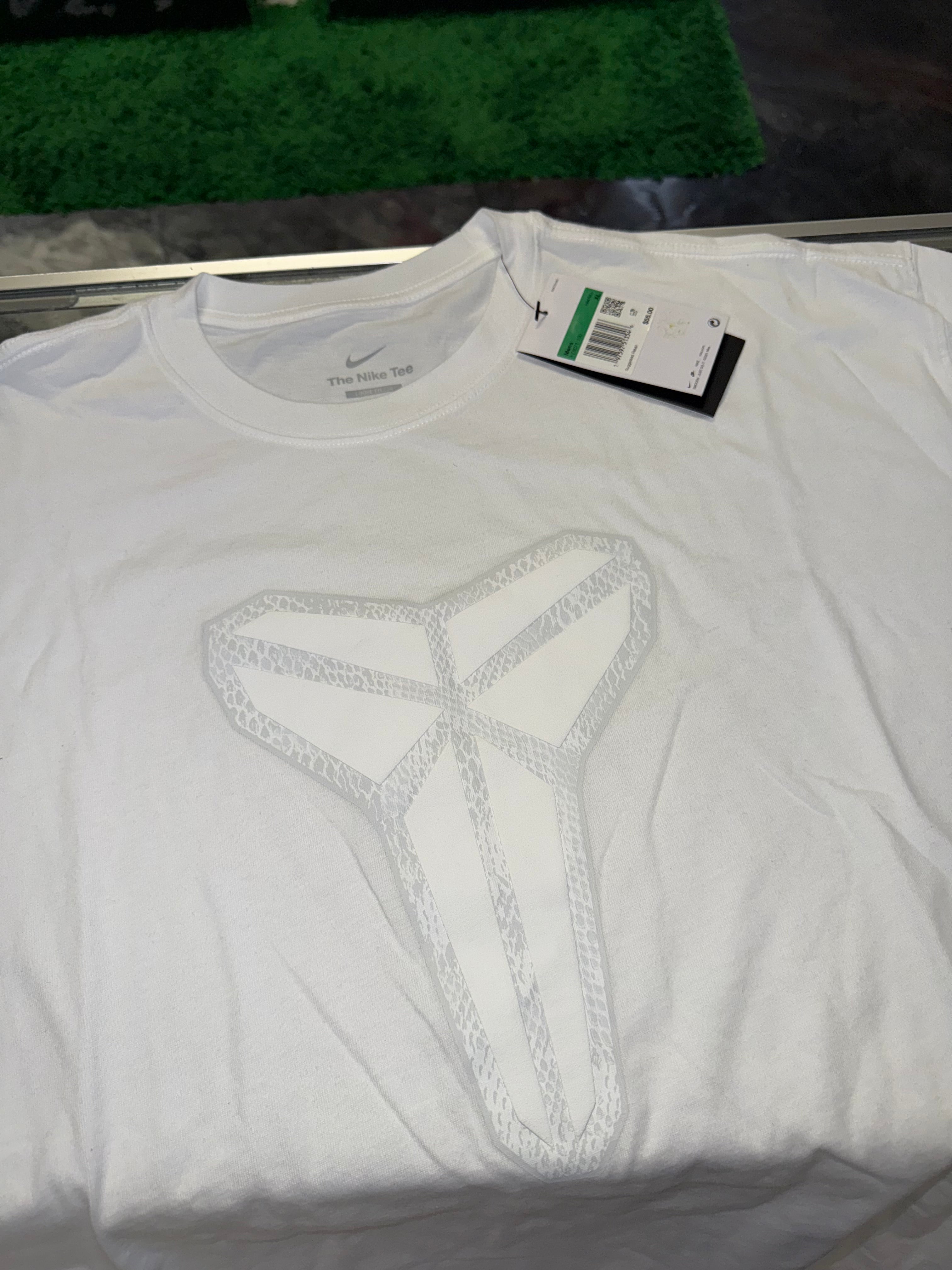 Size XL Kobe Nike Tee "Triple White" Brand New