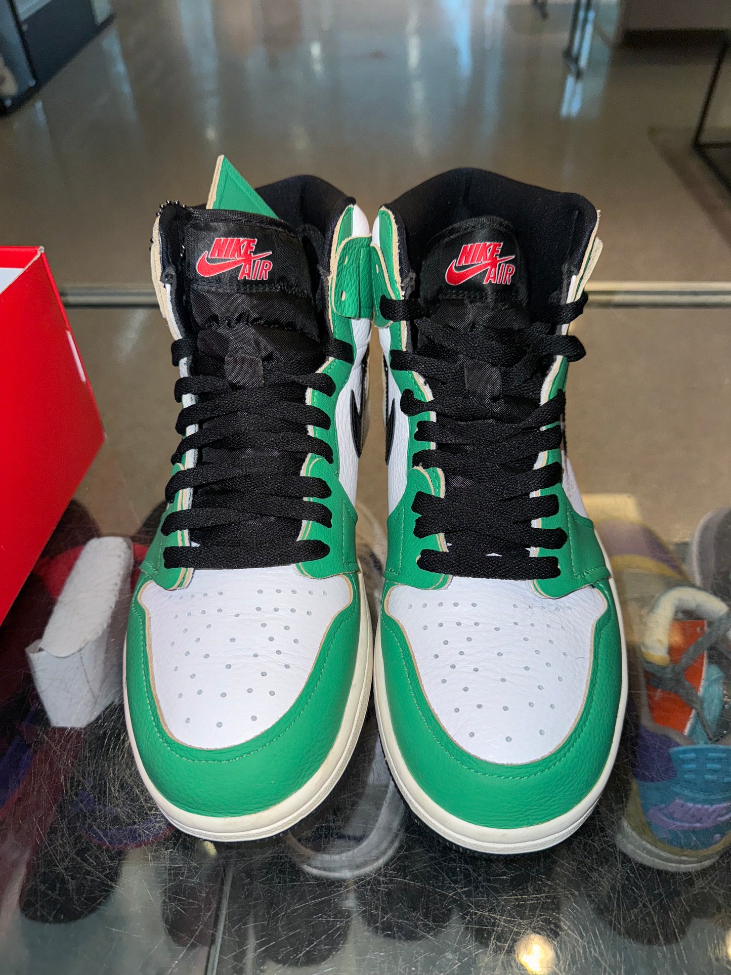 Size 9.5 (11W) Air Jordan 1 “Lucky Green” (Mall)