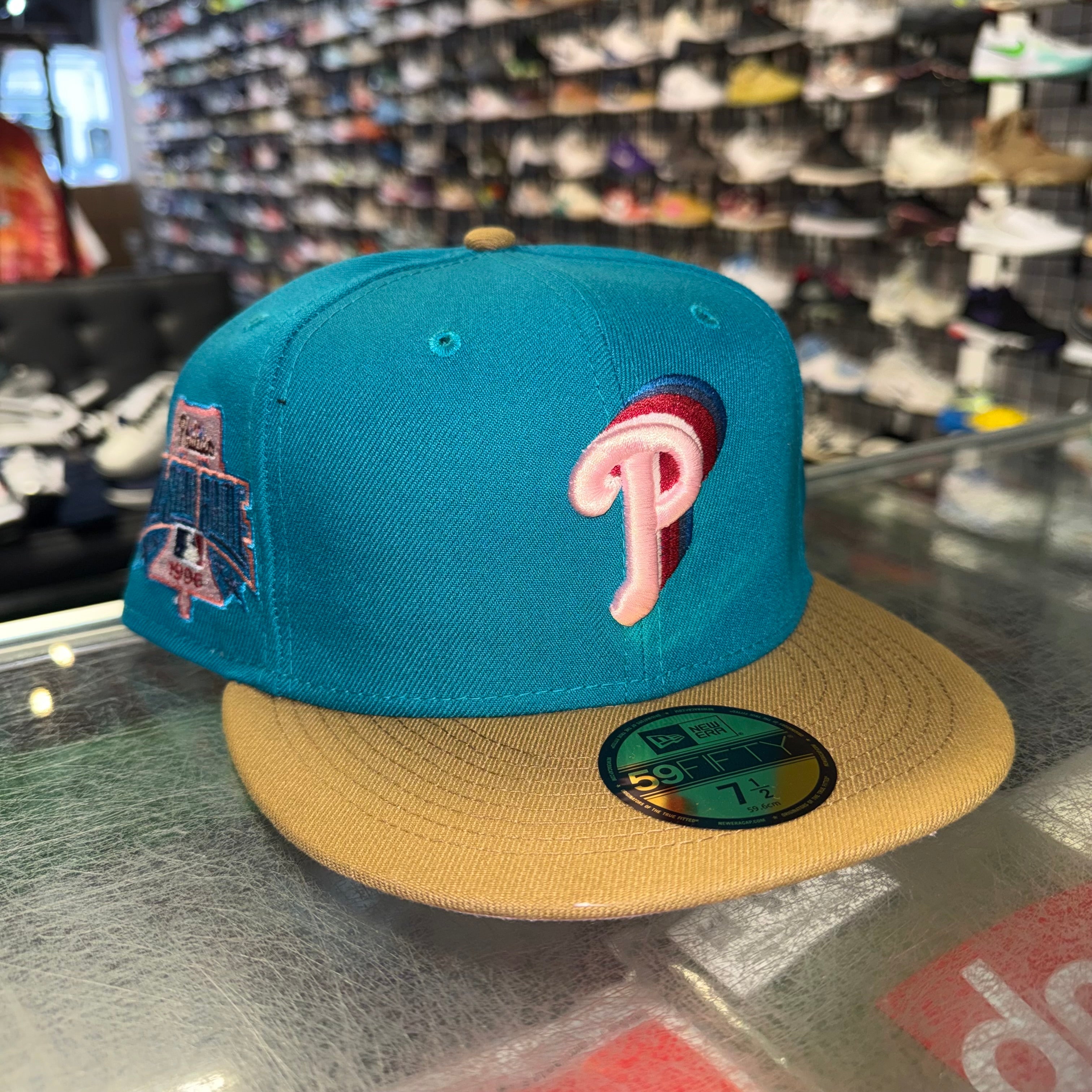Size 7 1/2 New Era Fitted Hat “Phillies” Brand New