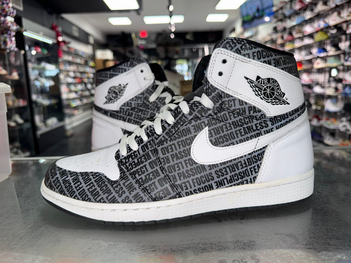 Air Jordan 1 Derek Jeter RW2PECT sneaker, pre-owned, size 11 – view 2