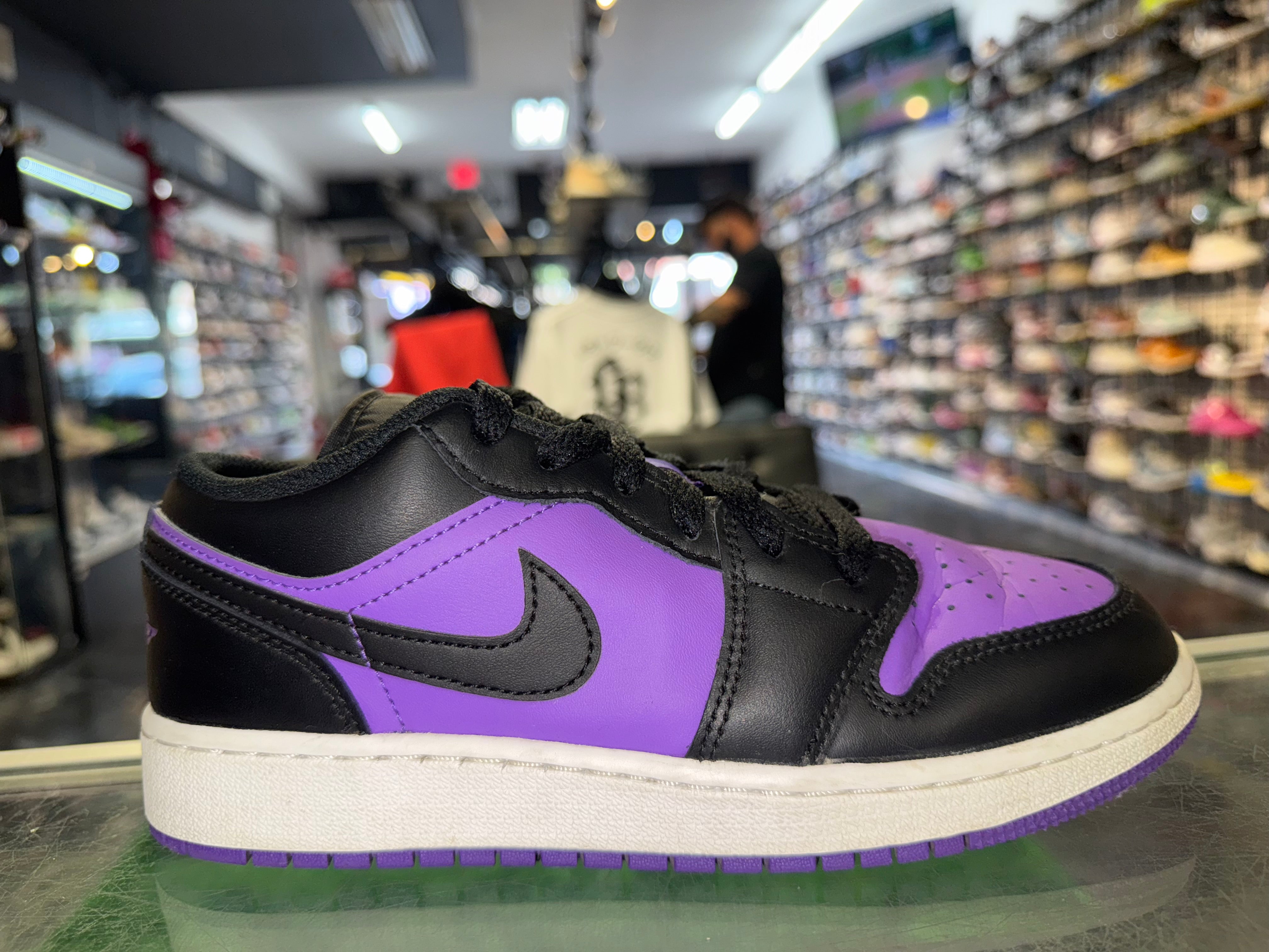 Size 5y Air Jordan 1 Low "Purple Venom"