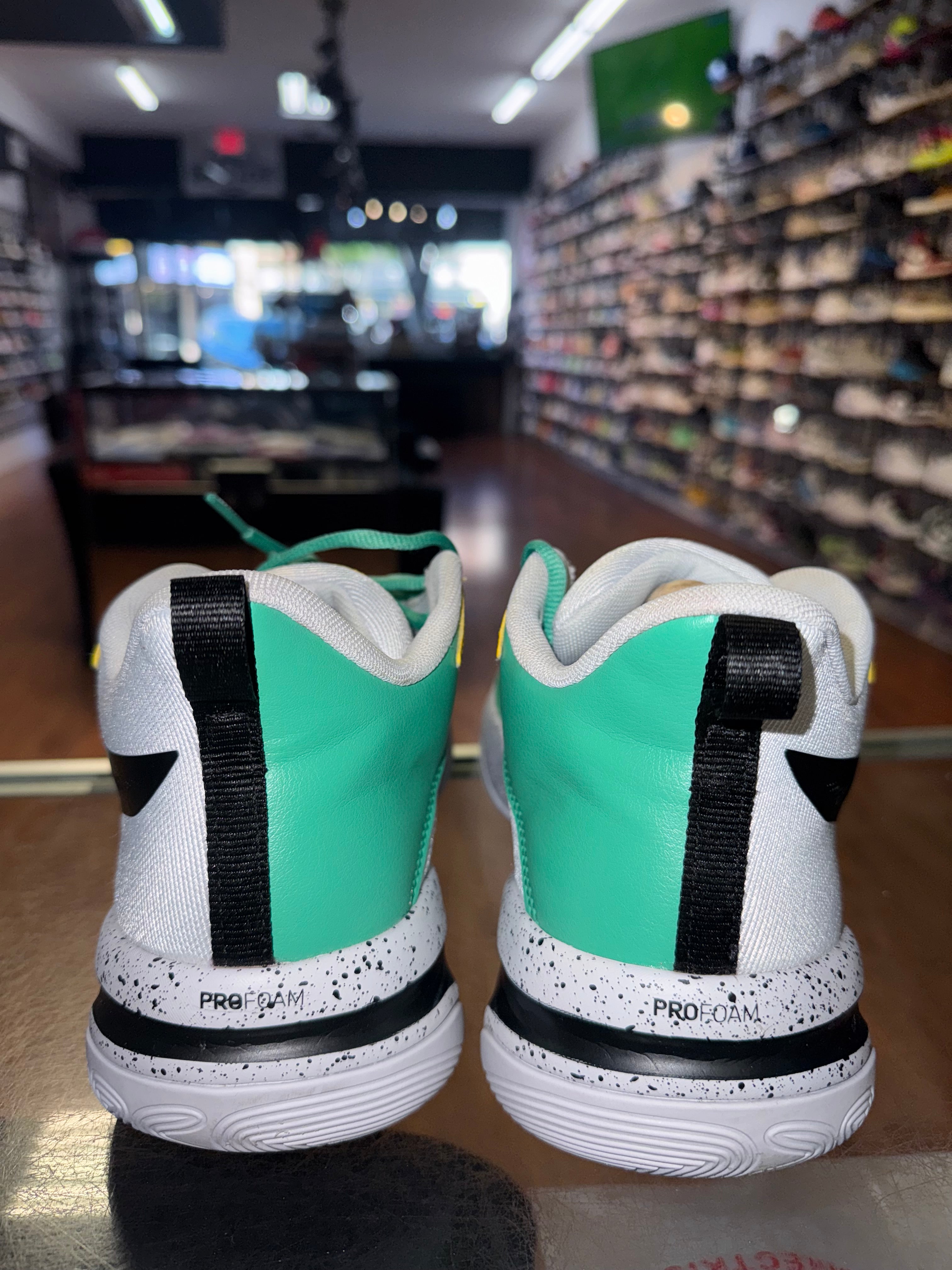 Size 9 Puma Basketball - NB