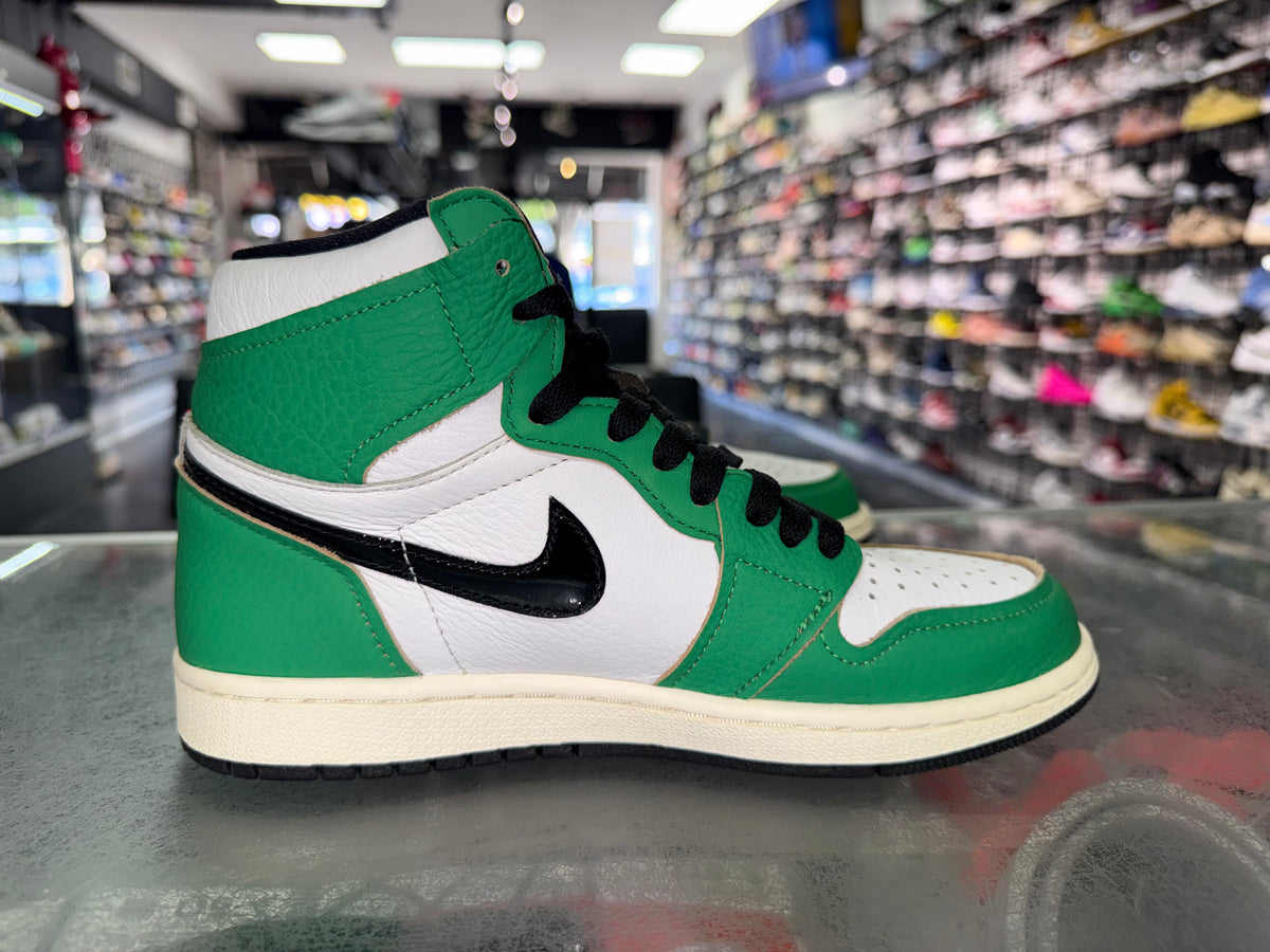 Air Jordan 1 Lucky Green sneaker, pre-owned, size 5 (6.5W) – view 3