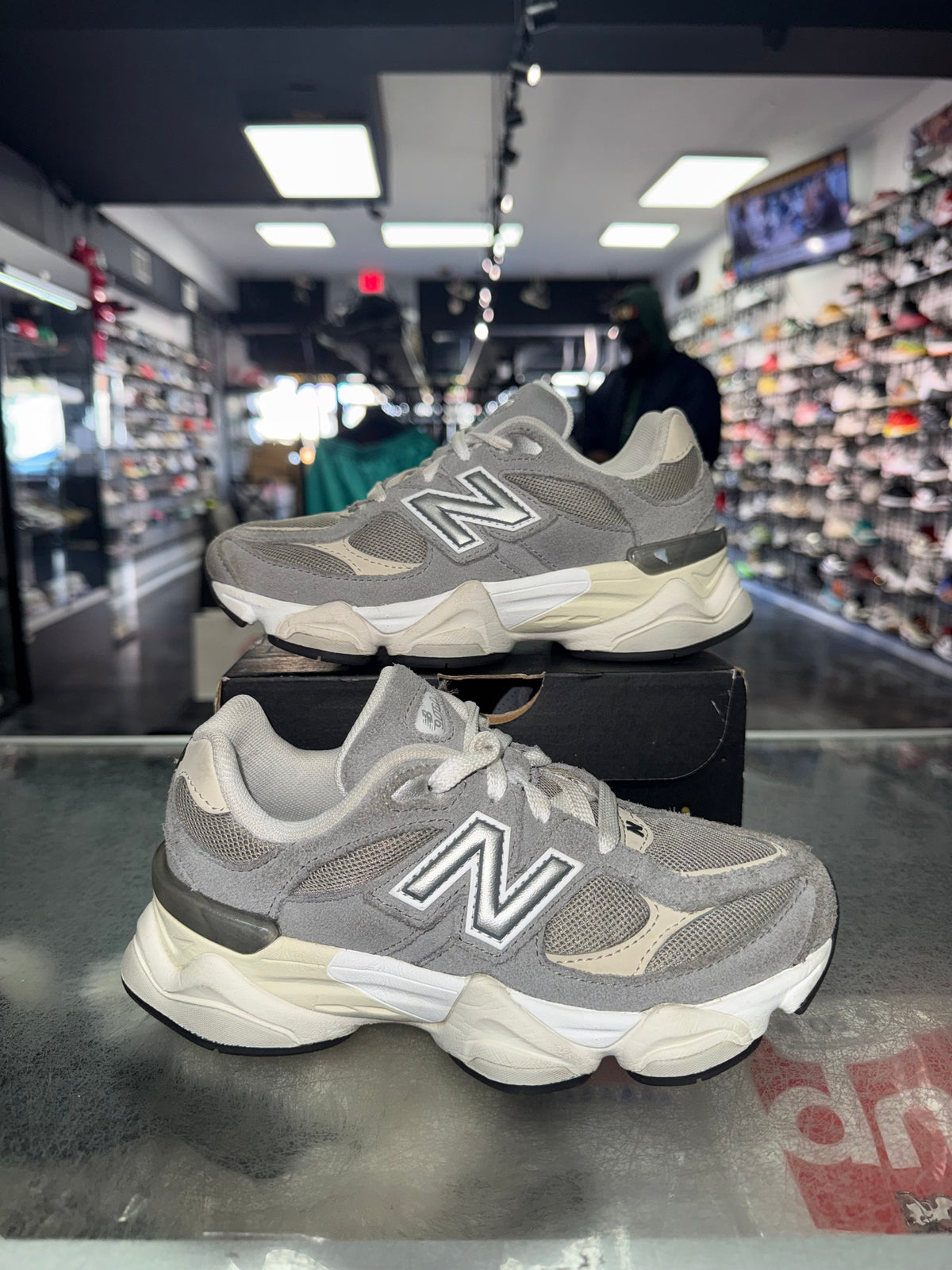 New Balance 9060 Grey PS sneaker, pre-owned, size 1Y