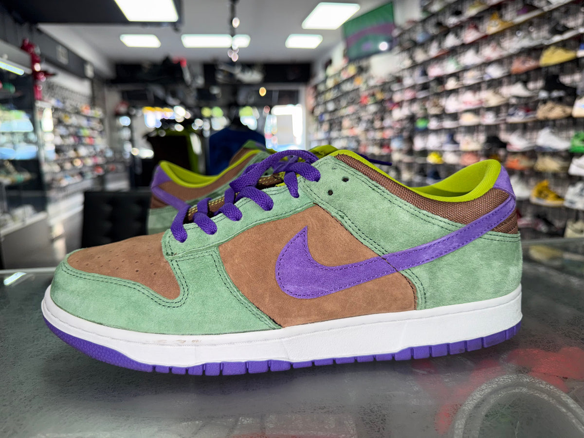 Size 12 Dunk Low SP “Veneer”