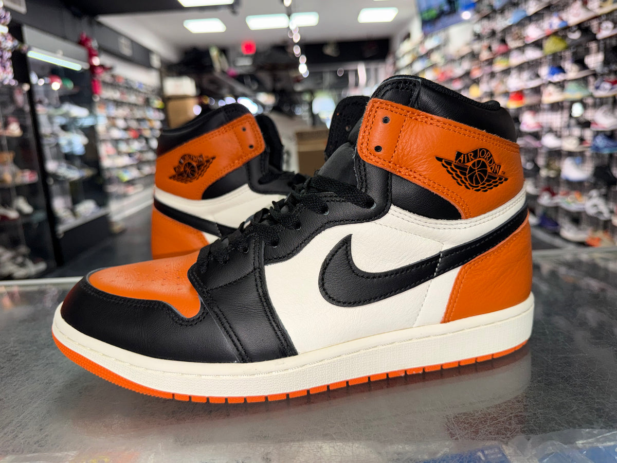 Air Jordan 1 Shattered Backboard sneaker, pre-owned, size 10.5 – view 2