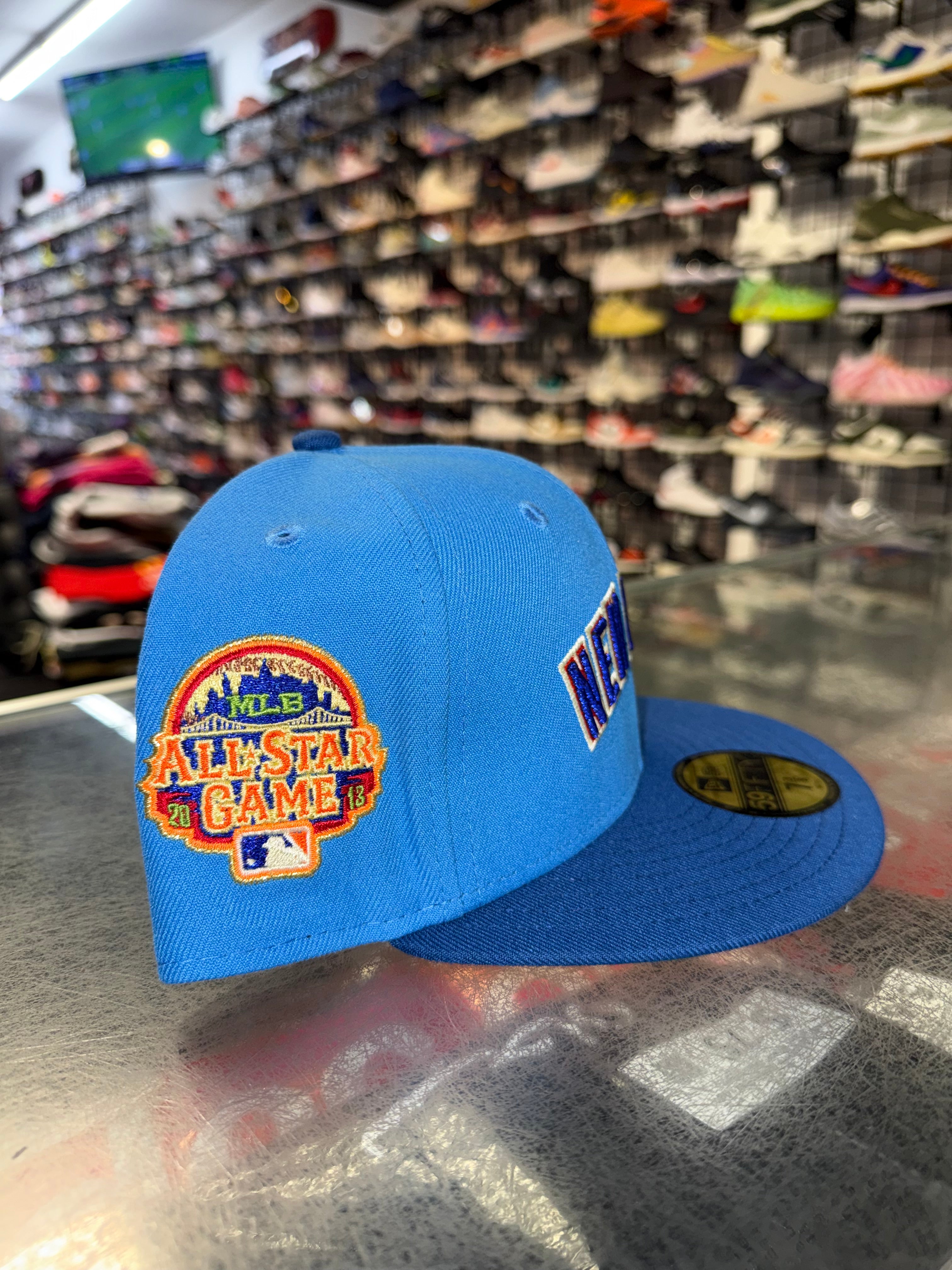 Size 7 3/8 New Era Fitted Hat “New York” Brand New