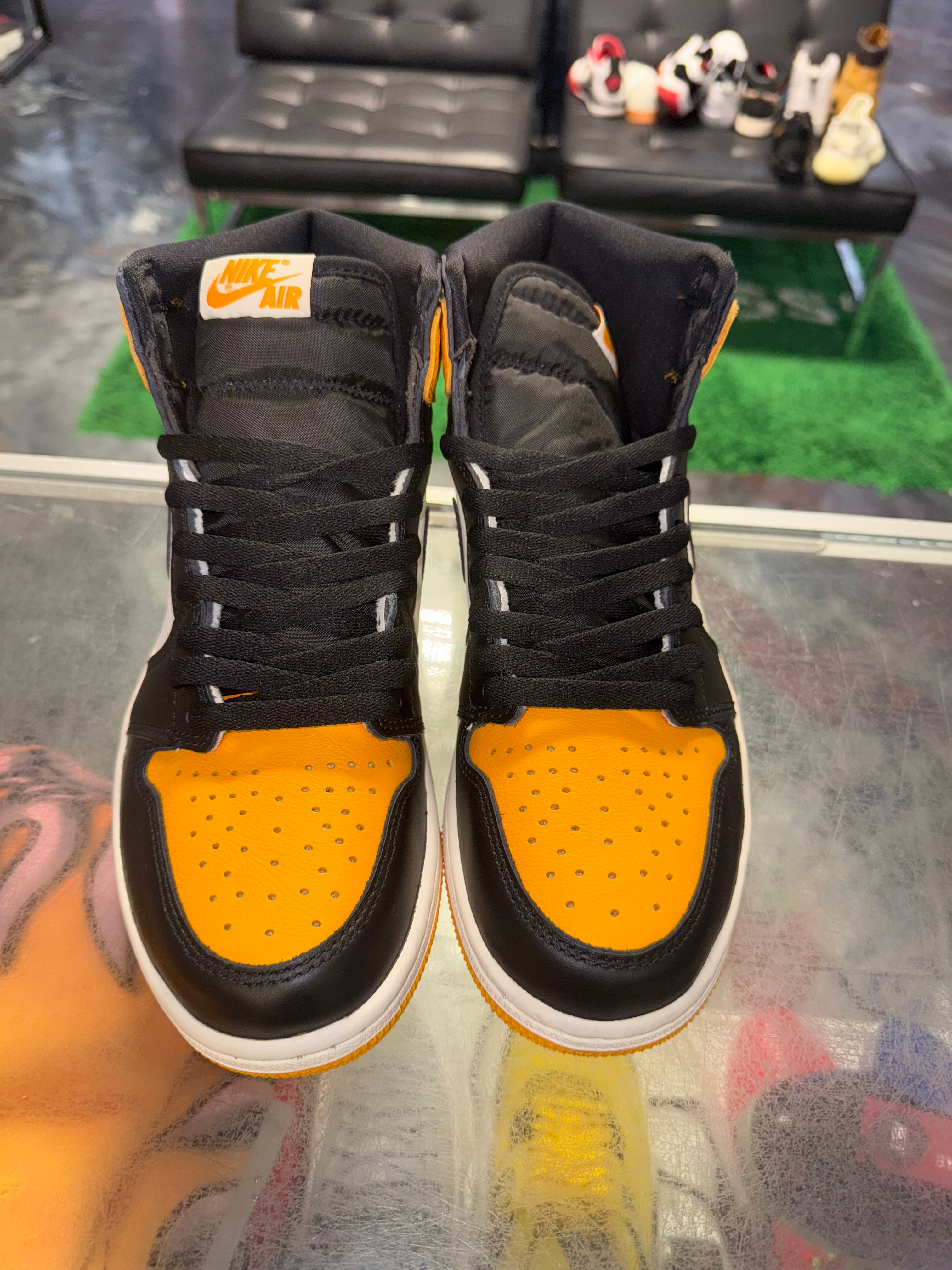 Size 8 Air Jordan 1 "Taxi" Brand New