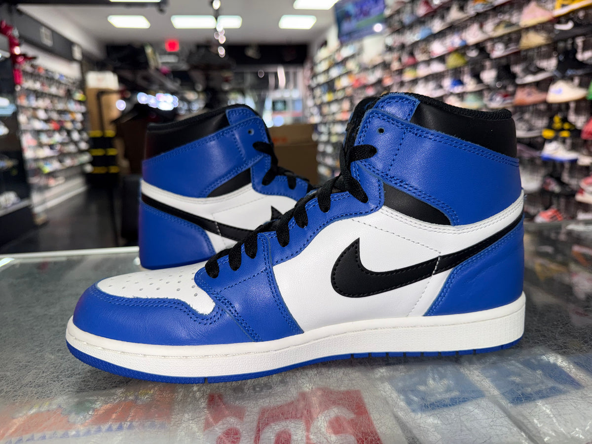 Air Jordan 1 Game Royal sneaker, pre-owned, size 9.5 – view 4