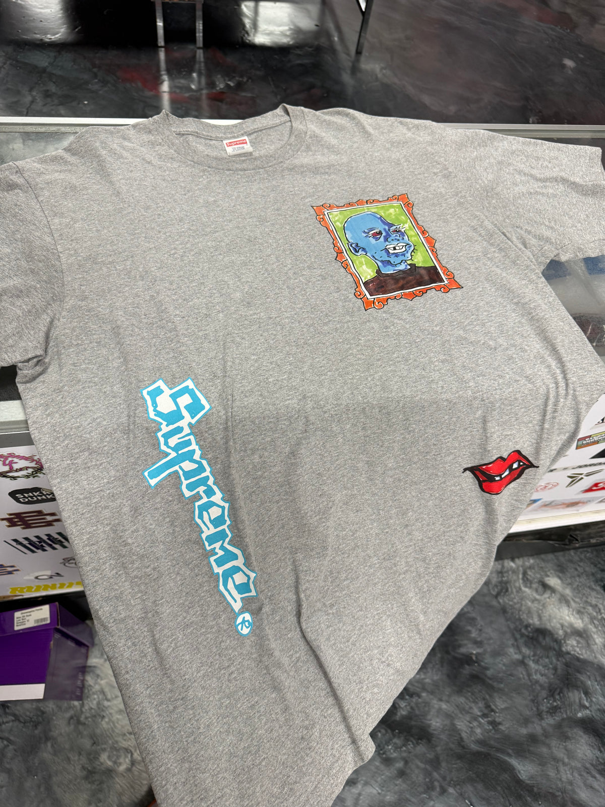 Supreme Gonz Portrait Tee Grey, pre-owned, size XL – view 2