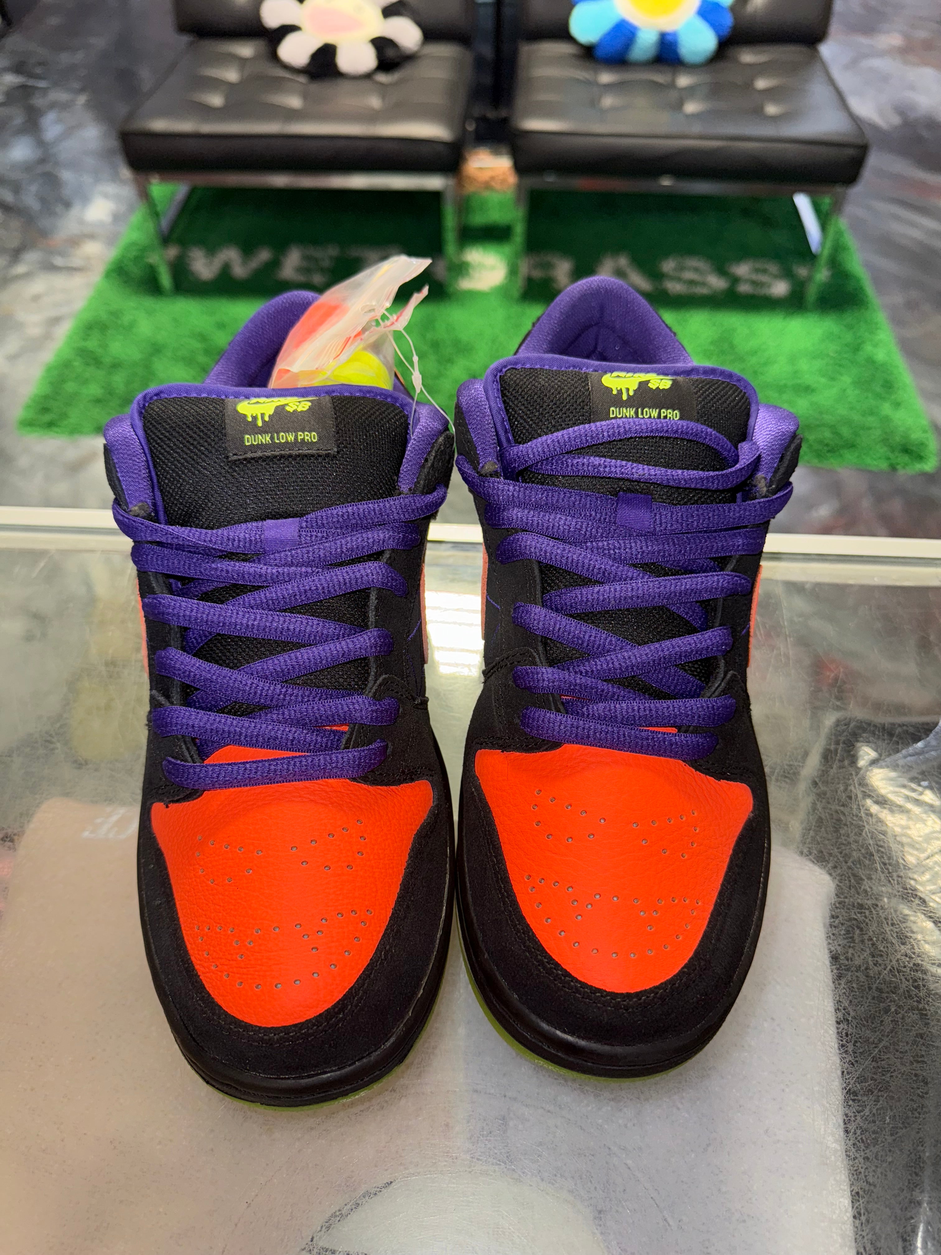 Size 10 Dunk Low SB “Night of Mischief Halloween” Brand New