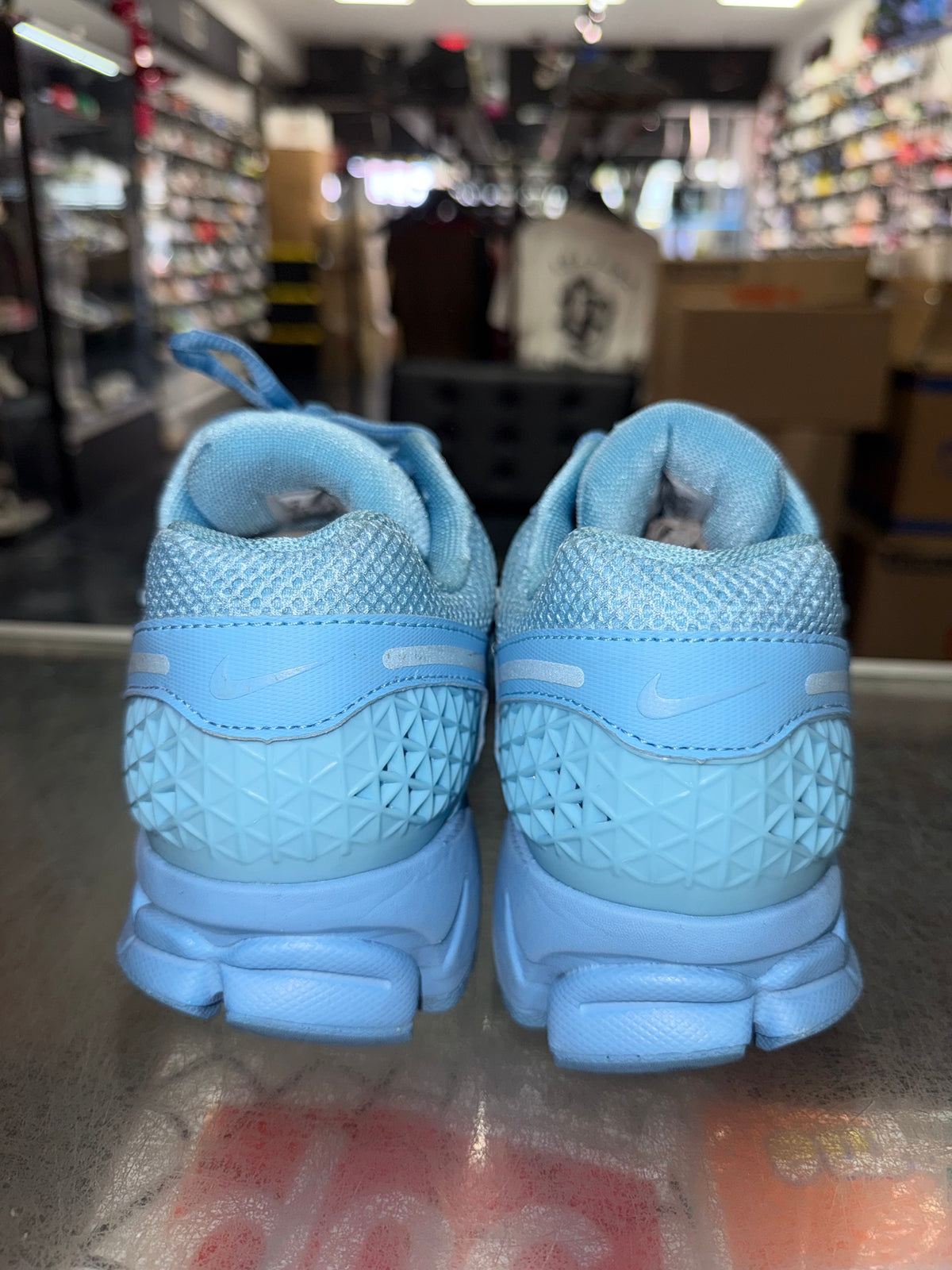 Nike Zoom Vomero 5 Lakeside sneaker, pre-owned, size 8 – view 6