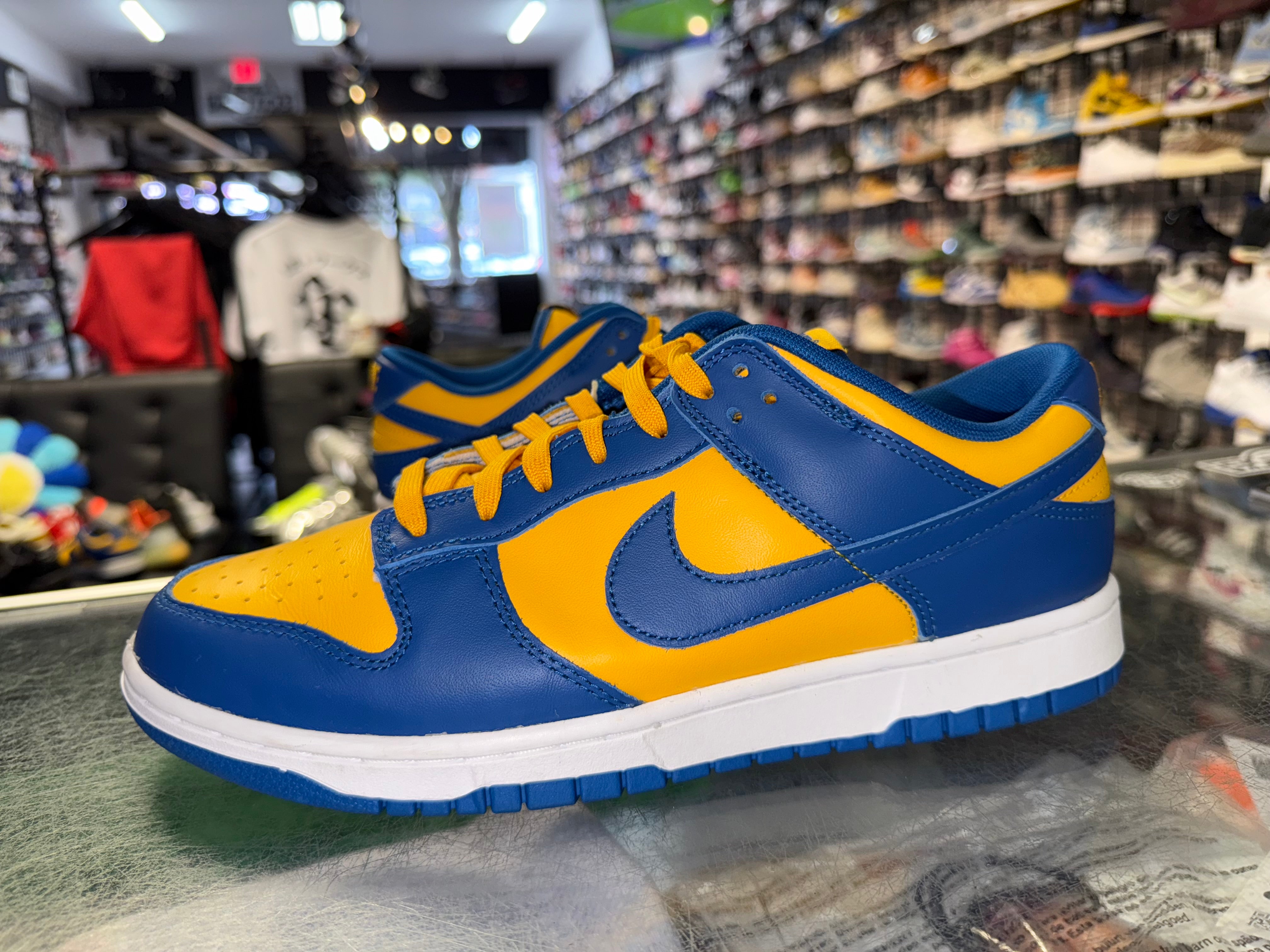 Size 10 Dunk Low "UCLA"