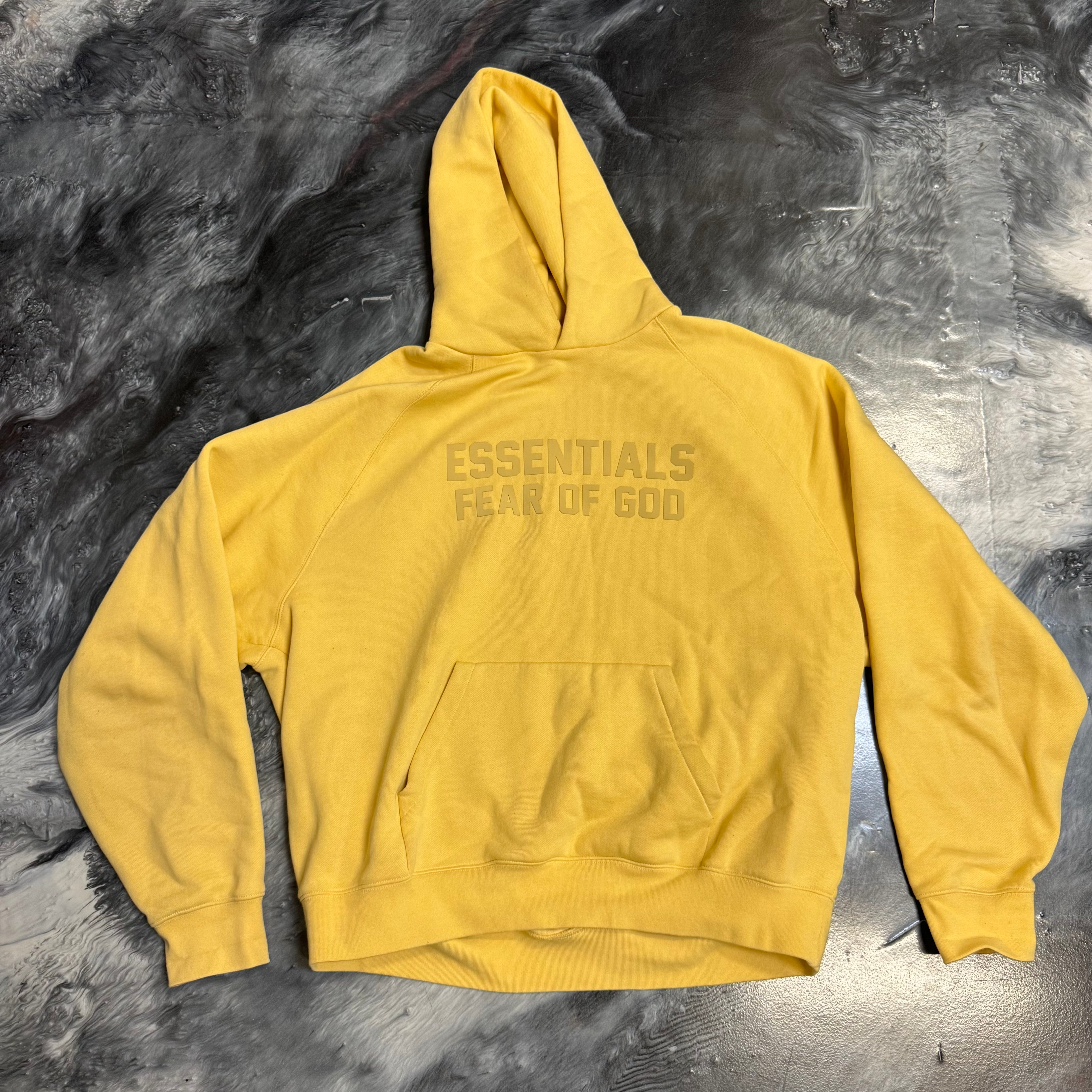 Size M Fear of God Essentials Hoodie "Light Tuscan"