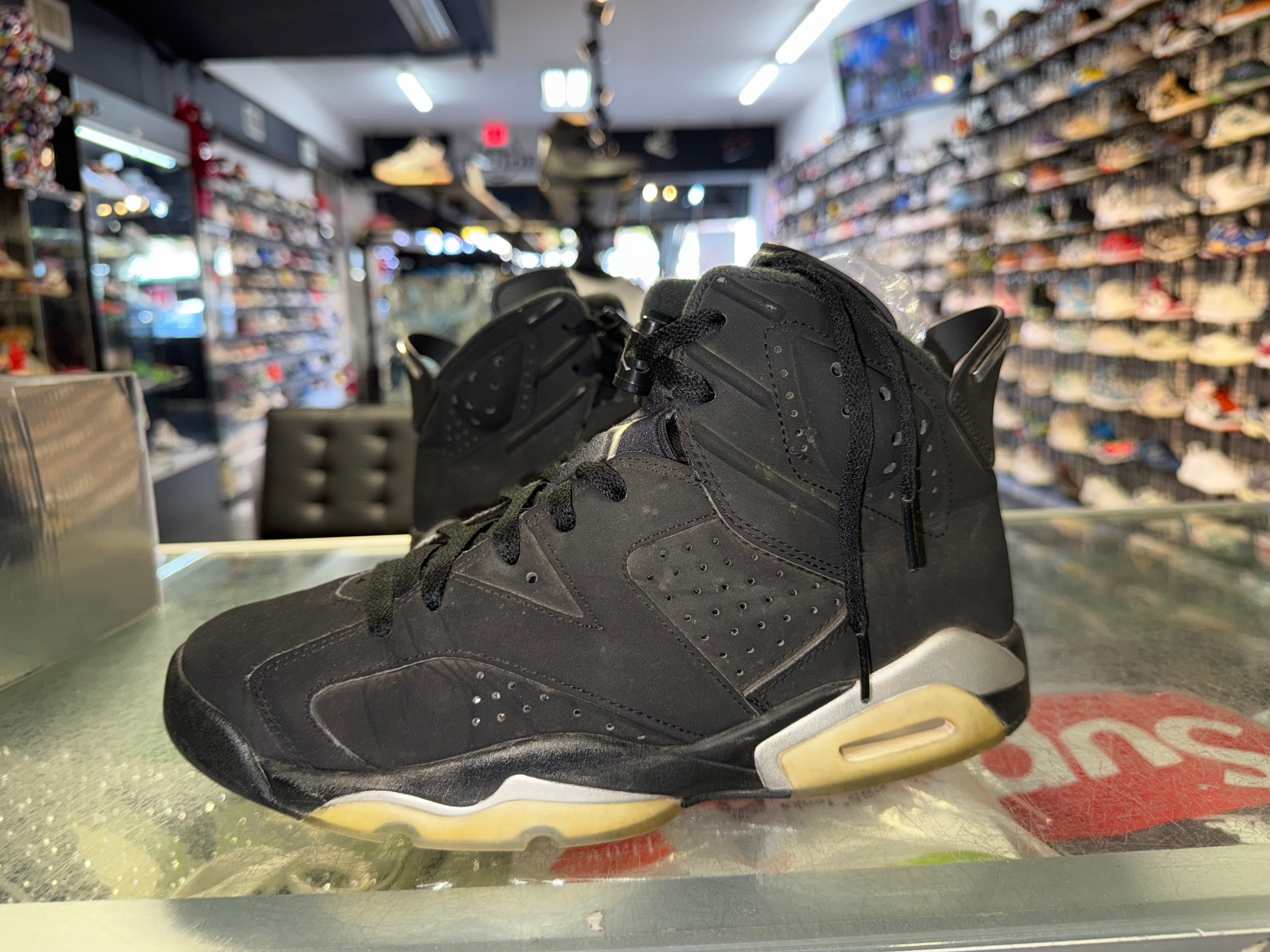 Size 8.5 Air Jordan 6 "Chrome"