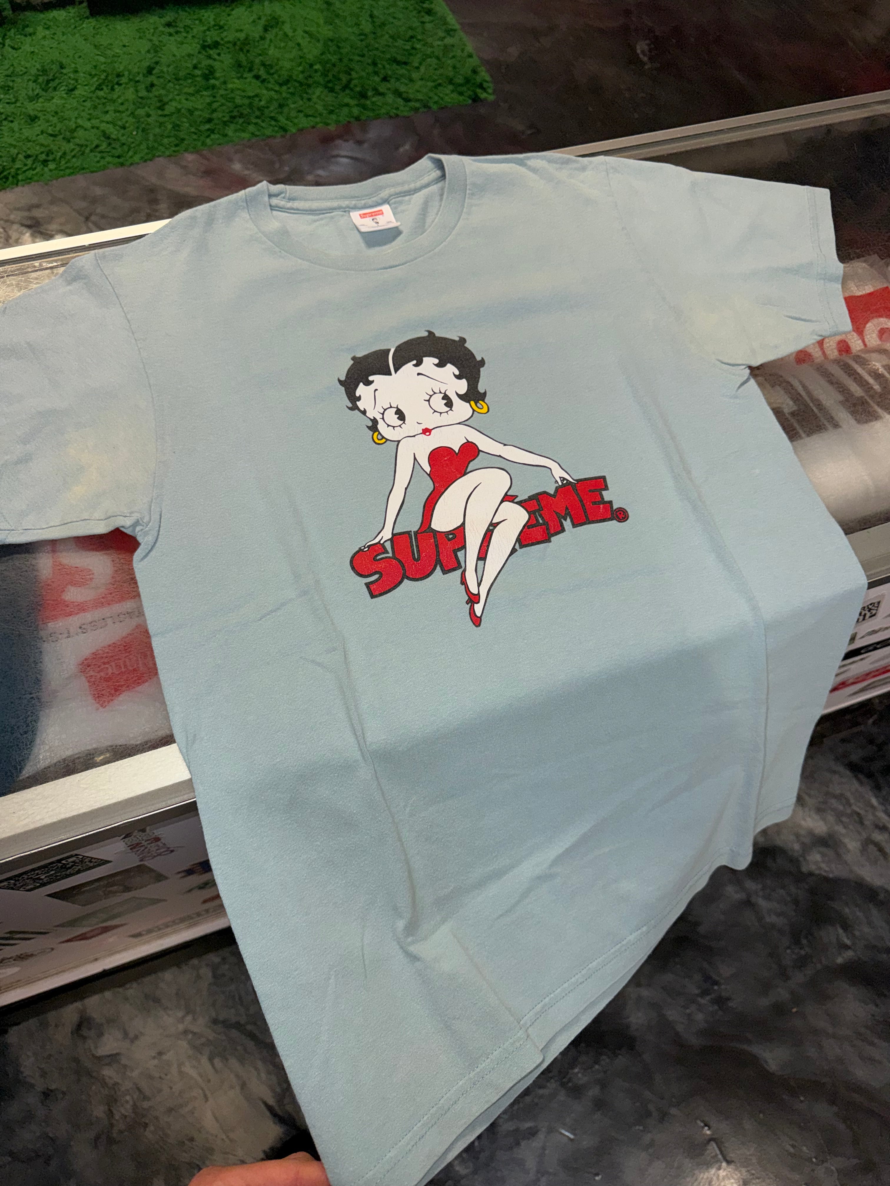 Size M Supreme Betty Boop Tee “Slate”