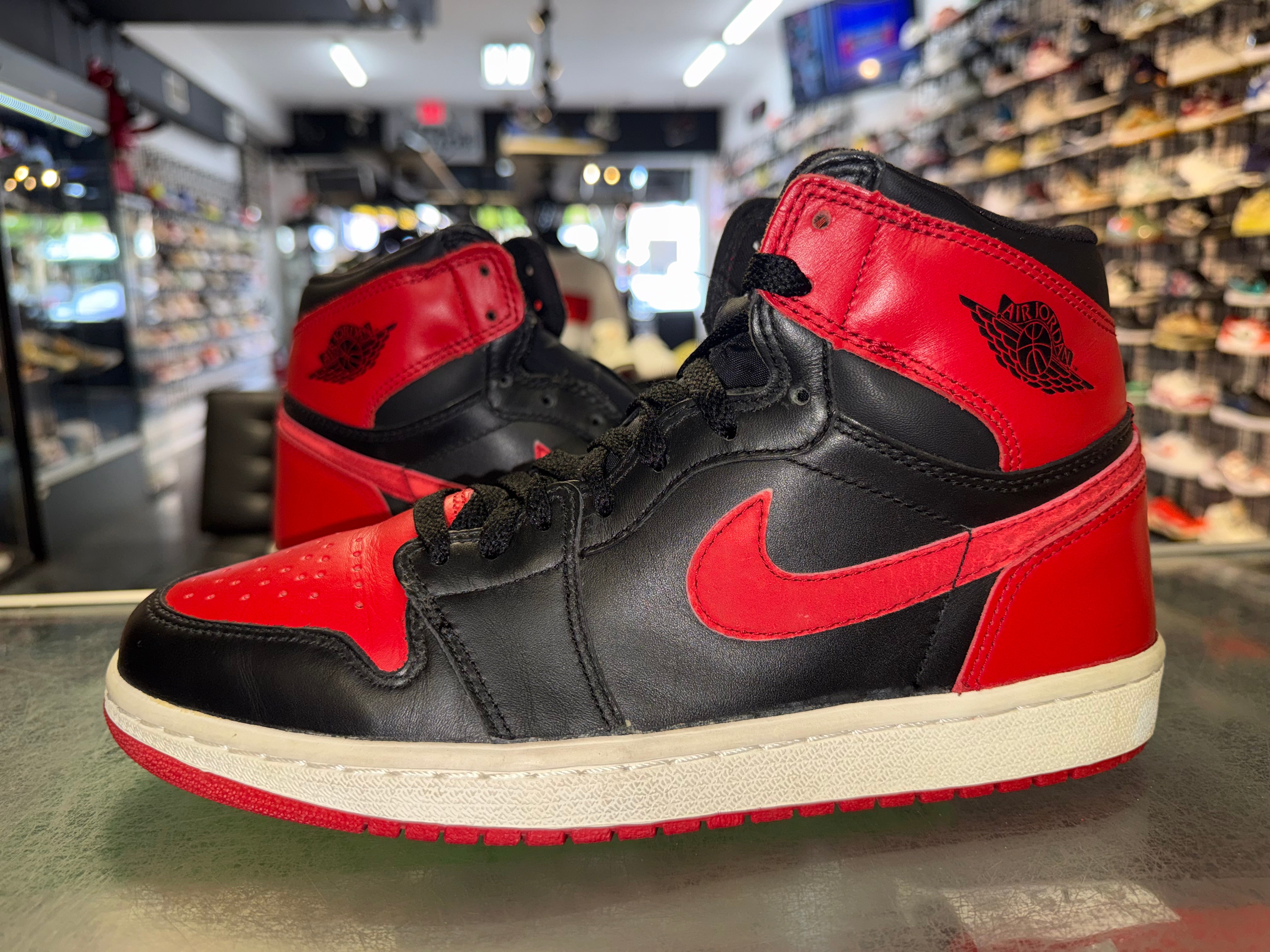 Size 9 Air Jordan 1 "Bred" 2001