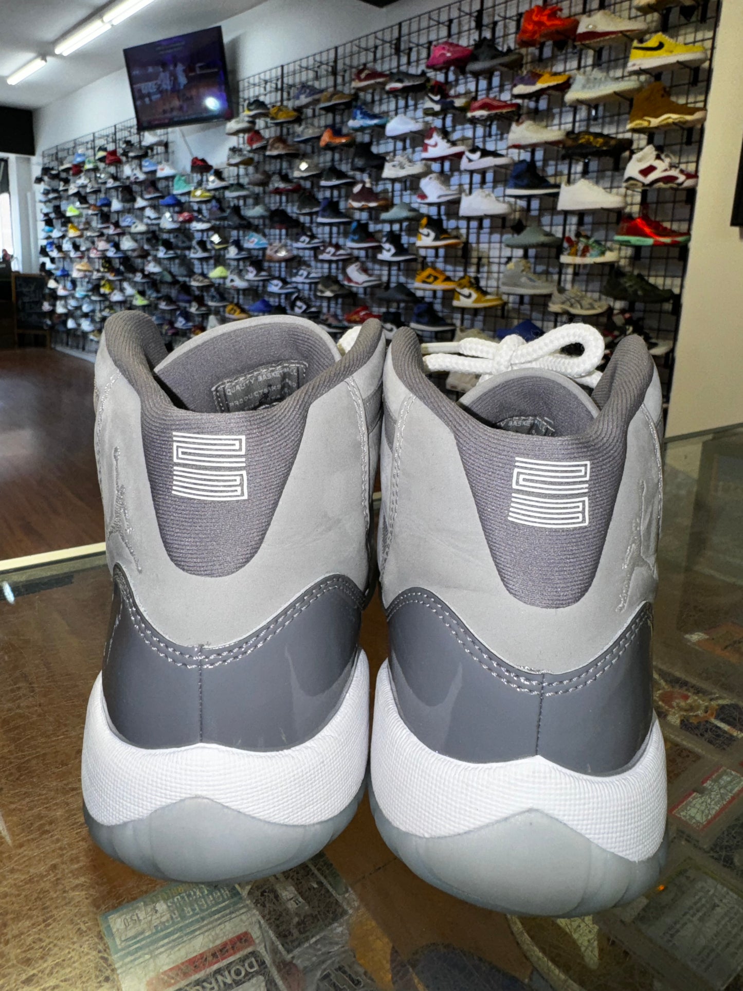 Size 6y Air Jordan 11 "Cool Grey" (MAMO)