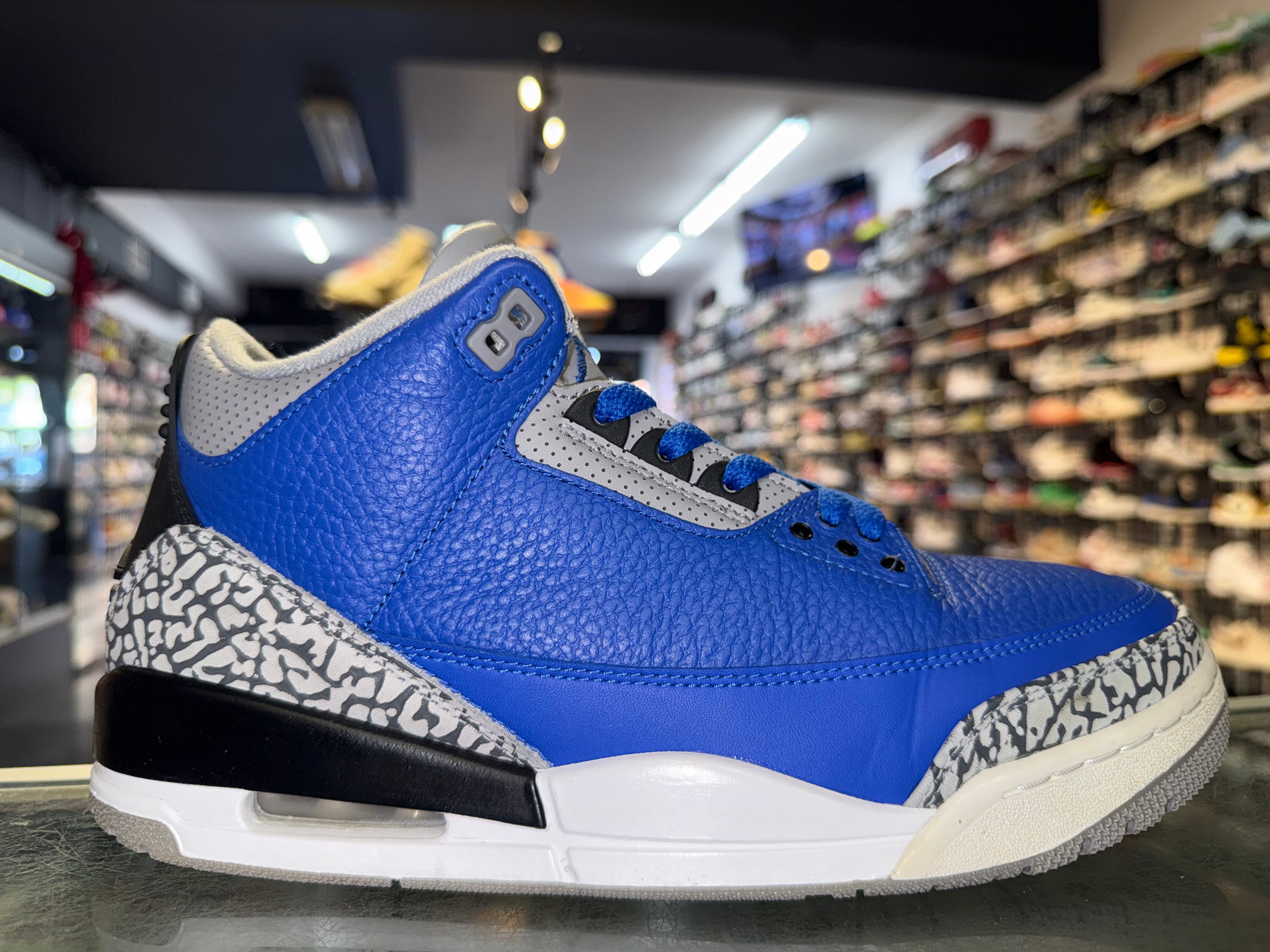 Size 9.5 Air Jordan 3 