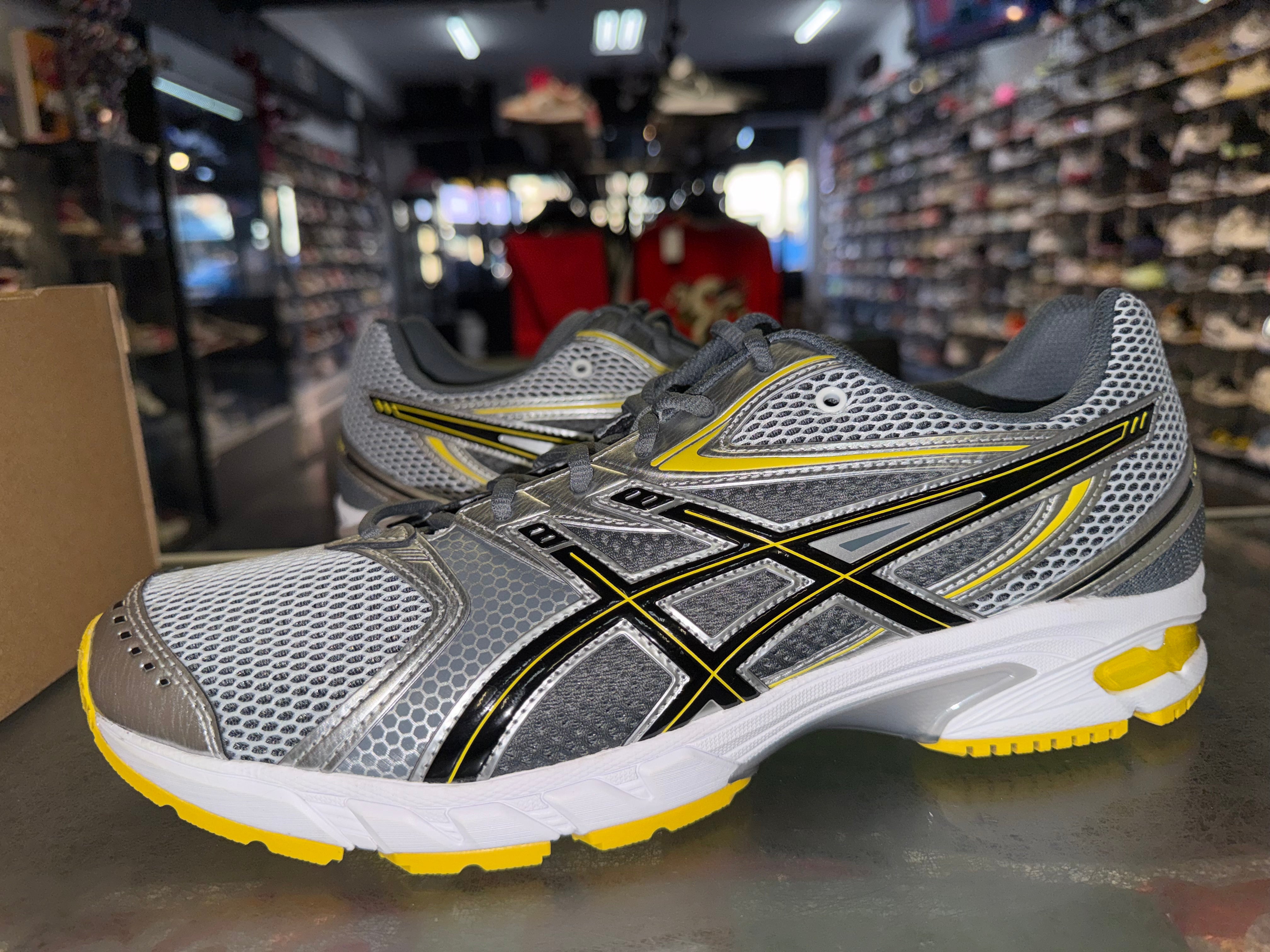 Size 12 Asics Gel-DS Trainer 14 "White Tai Chi Yellow"