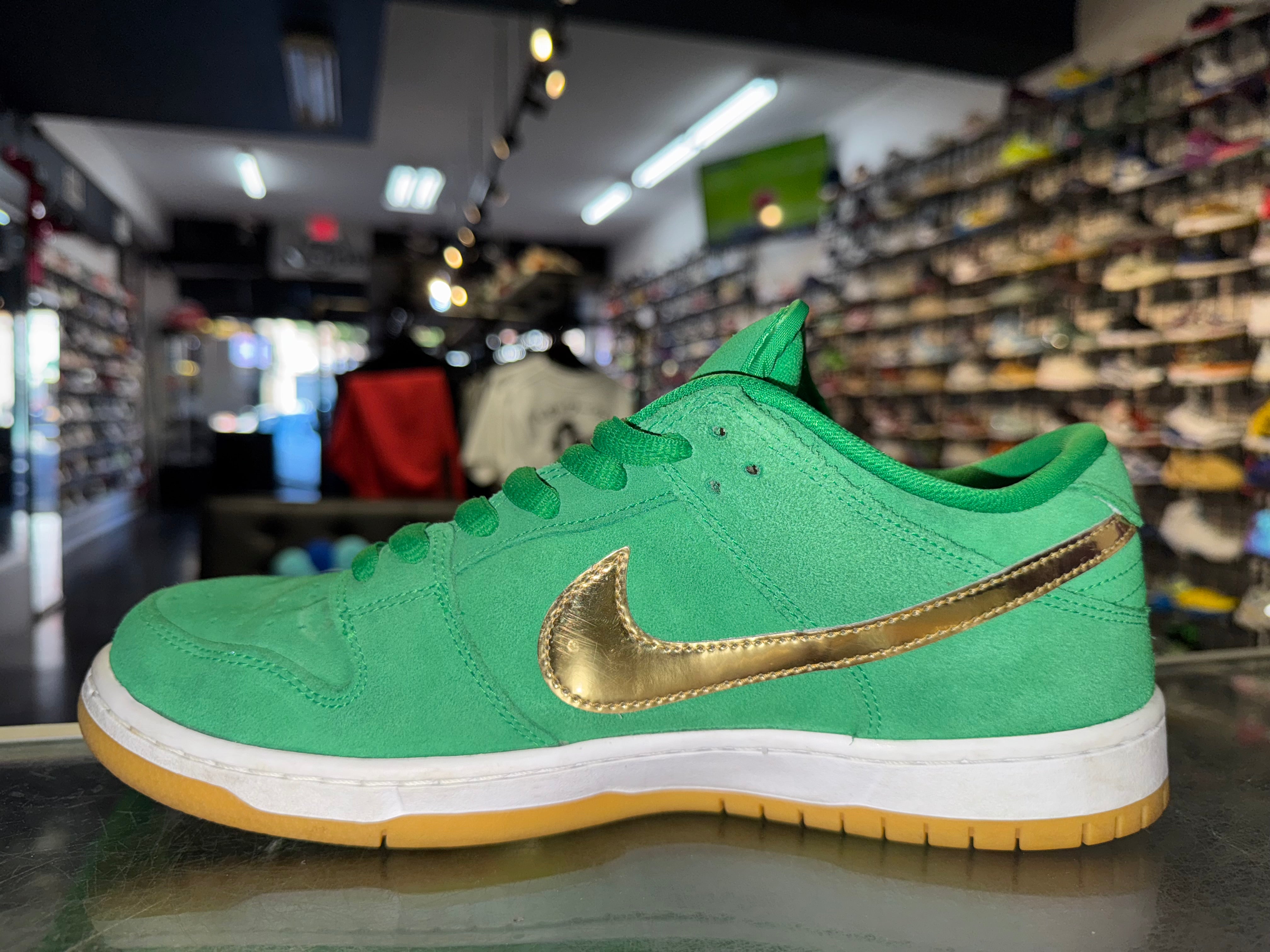 Size 10 Dunk Low SB "St. Patricks Day"