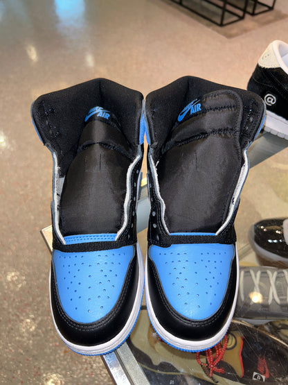 Size 4Y Air Jordan 1 “UNC Toe” Brand New (Mall)