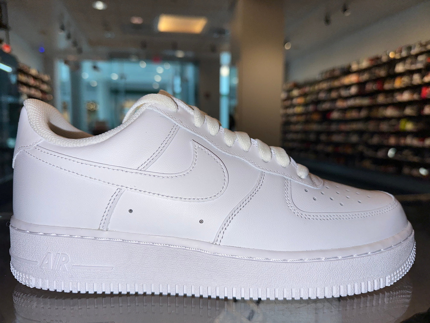 Size 8.5 Air Force 1 Low “White” Brand New (Mall)