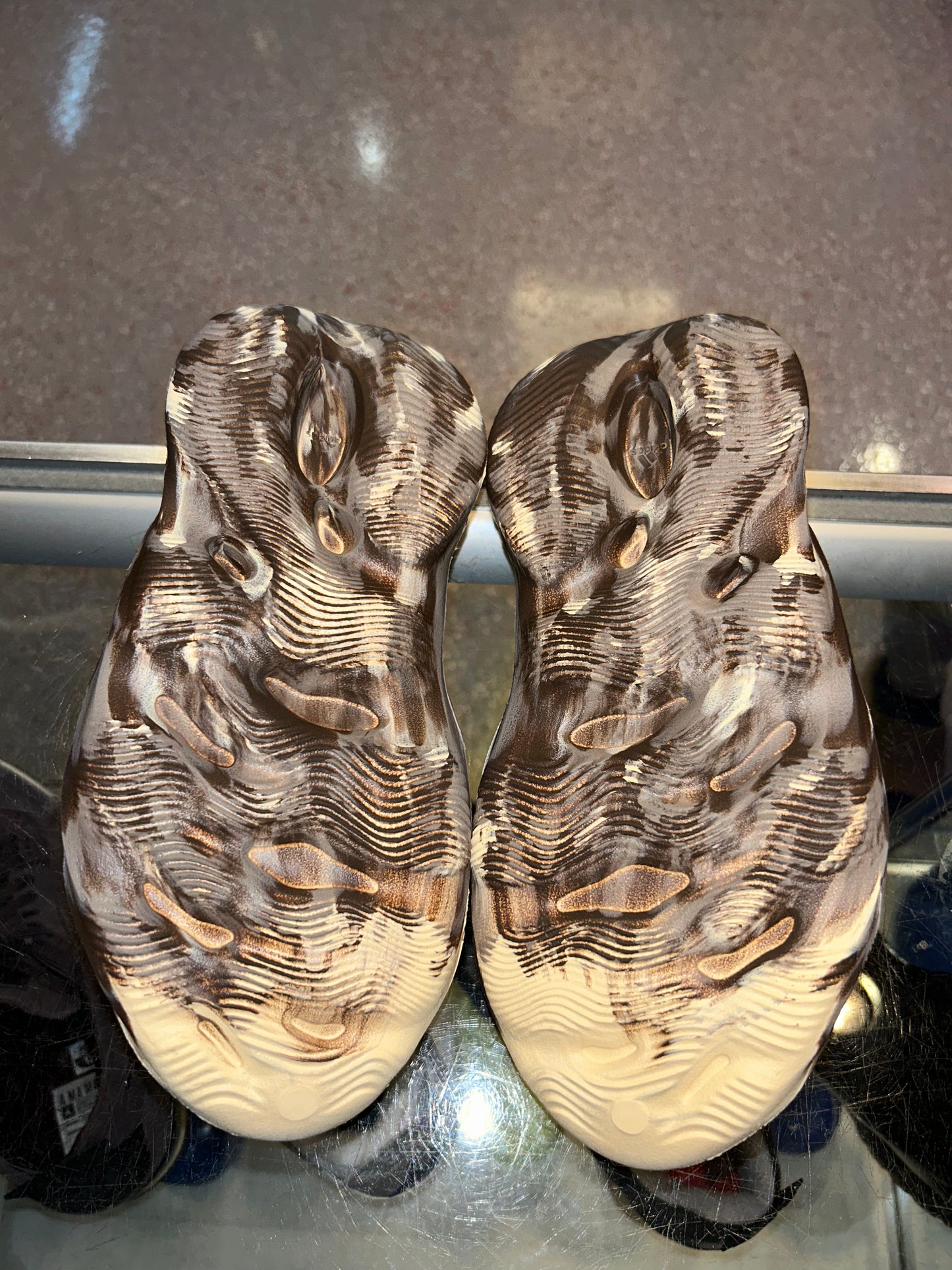Size 8 Adidas Yeezy Foam Rnnr “MX Cream Clay” Brand New (Mall)