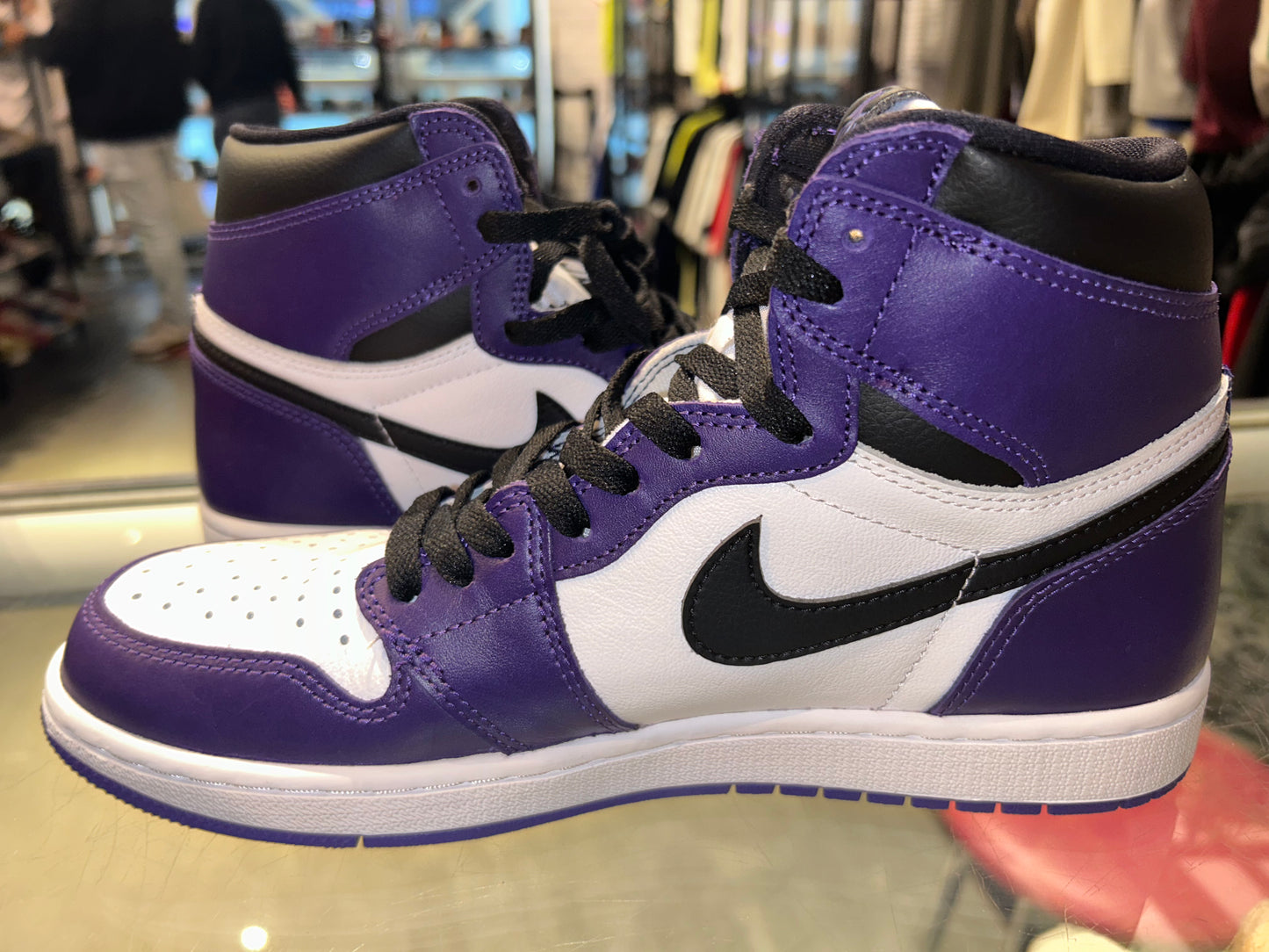 Size 9 Air Jordan 1 “Court Purple 2.0” Worn 1x (Mall)