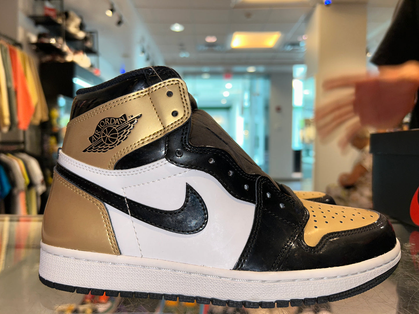 Size 7.5 Air Jordan 1 “Gold Toe” Brand New (Mall)