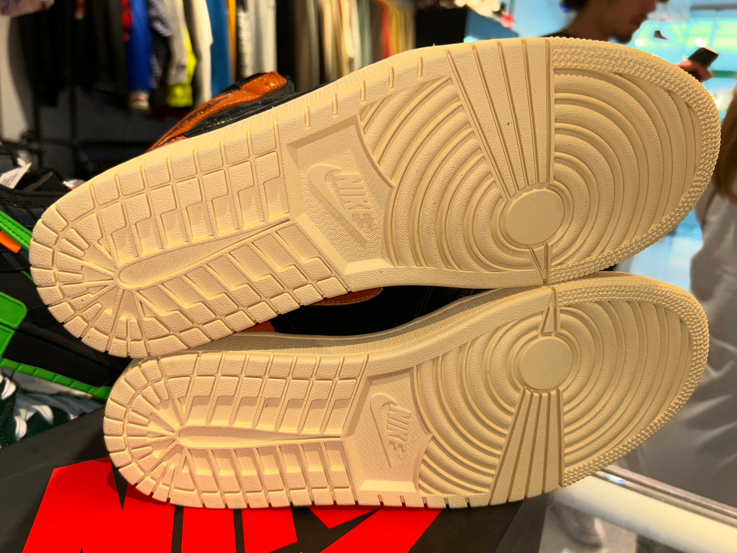 Size 10.5 Air Jordan 1 “Shattered Backboard 3.0” Brand New (Mall)