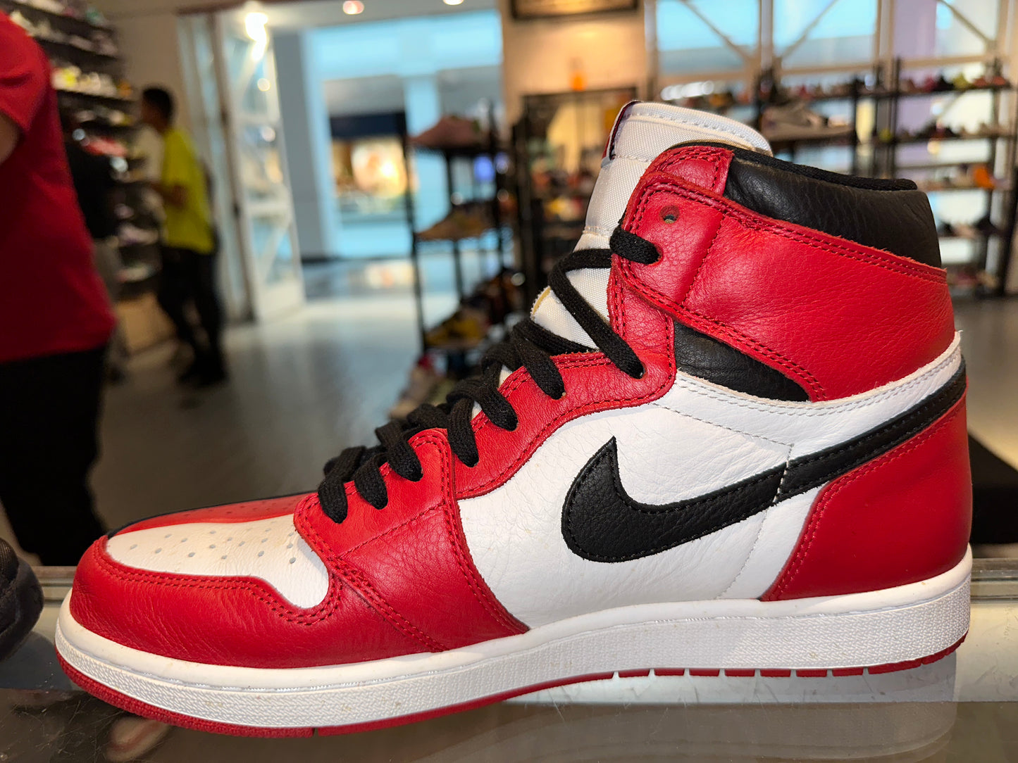 Size 12 Air Jordan 1 “Homage to Home” (Mall)
