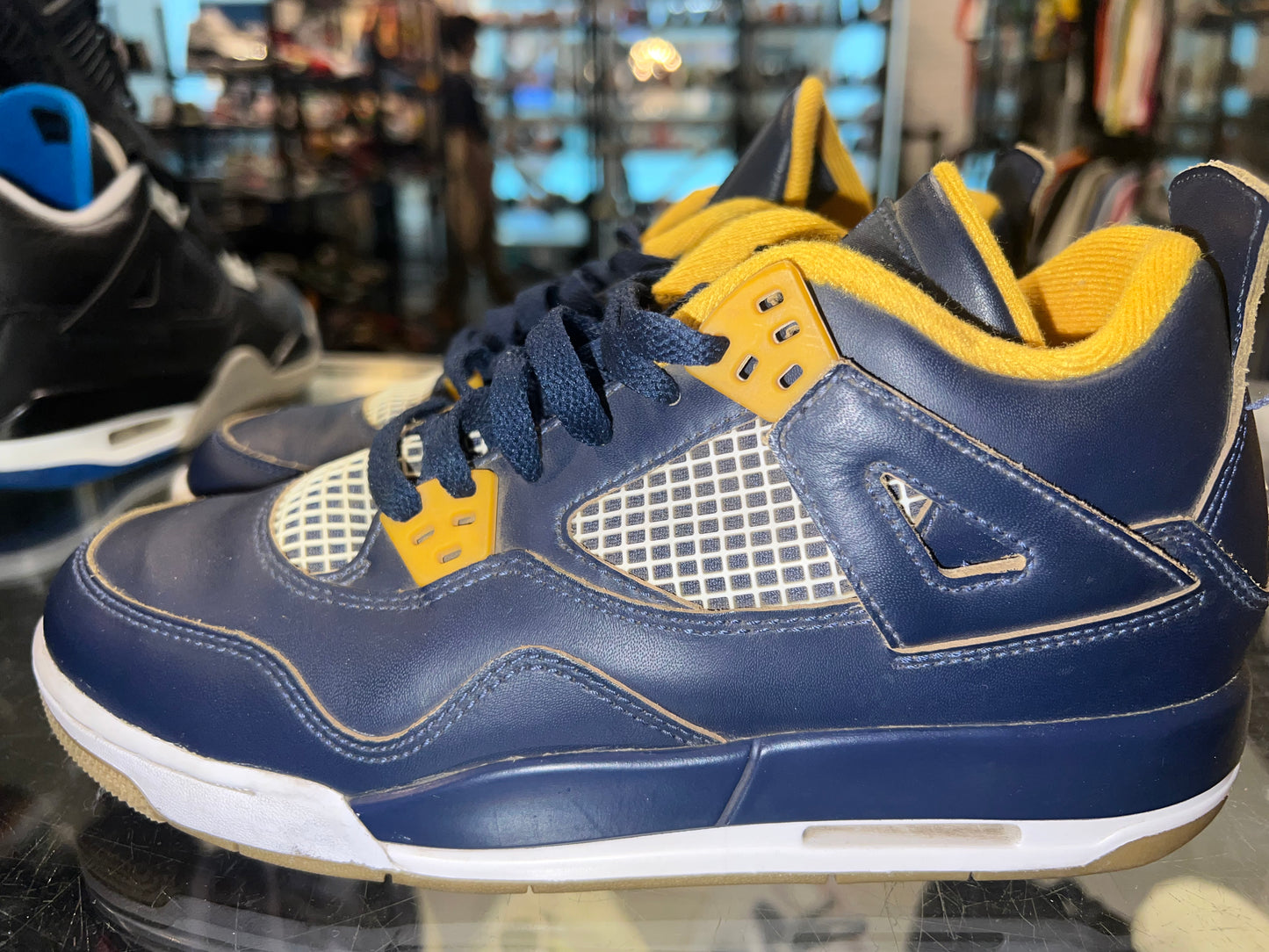 Size 6Y Air Jordan 4 “Dunk From Above” (Mall)