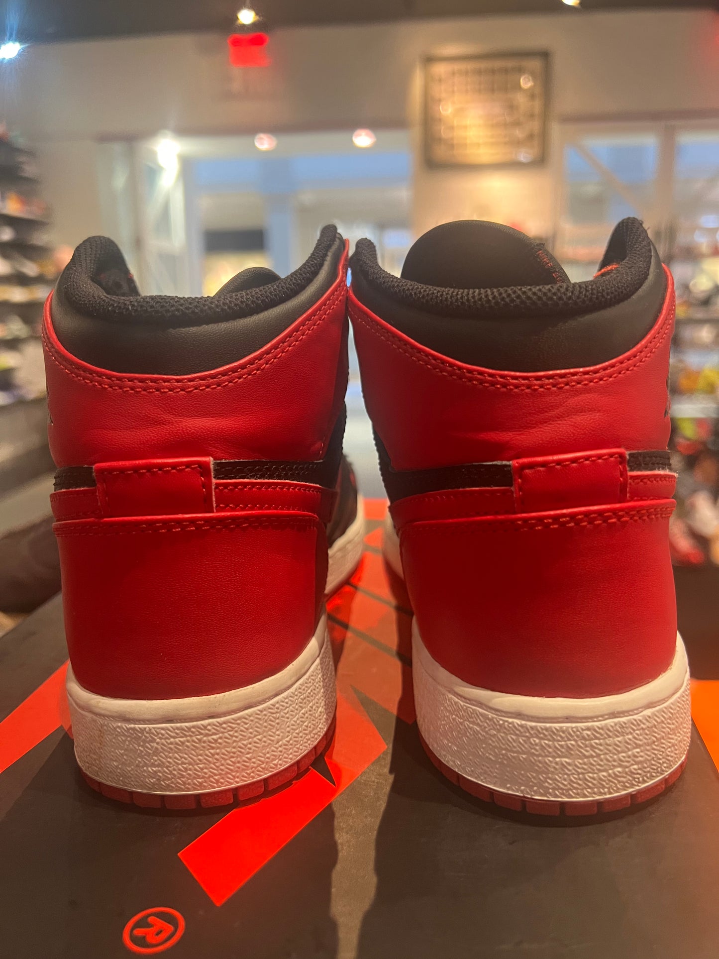 Size 4Y Air Jordan 1 “Bred 2013” (Mall)
