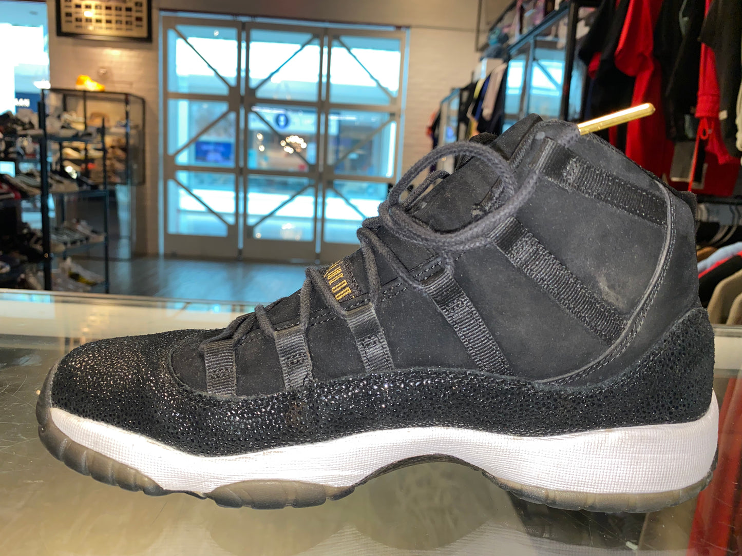 Size 7.5 (9W) Air Jordan 11 “Heiress” (Mall)